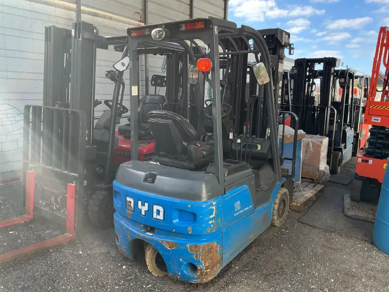 2022 BYD ECB18