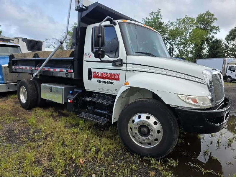 2020 International MV697