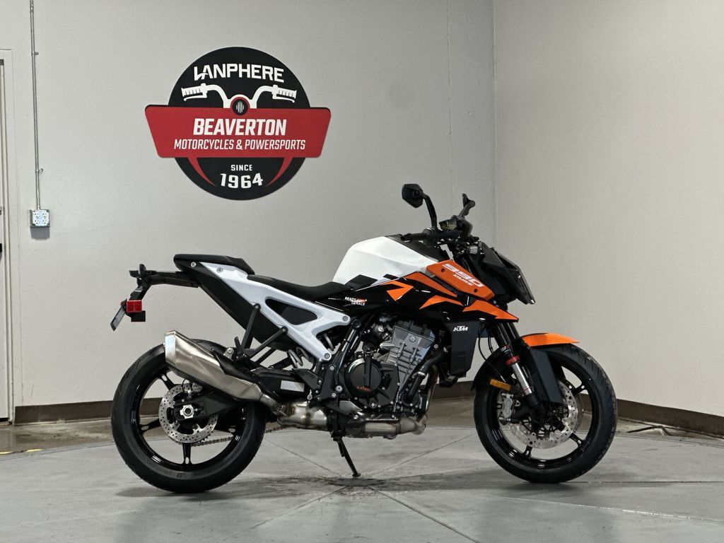 2027 KTM 990 Duke 990 in Tigard, OR