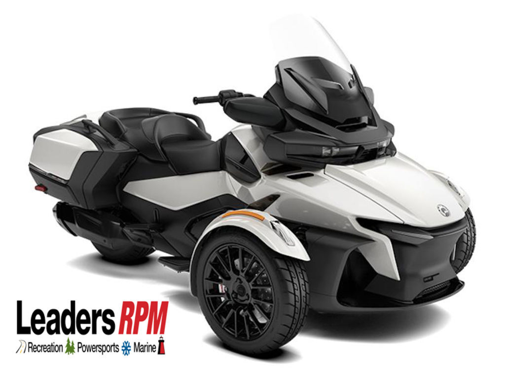 2026 Can-Am Spyder RT Pearl White BASE in Kalamazoo, MI
