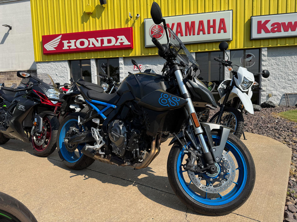 2024 Suzuki GSX-8S 8S in St. Charles, MO