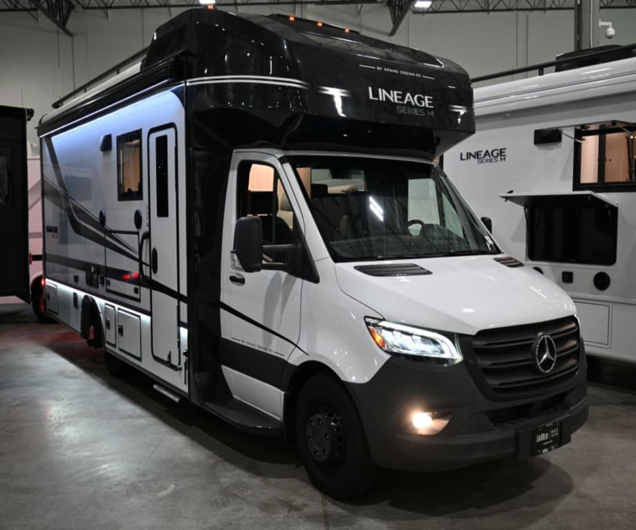 2025 Grand Design LINEAGE 25FW in fort lauderdale FL