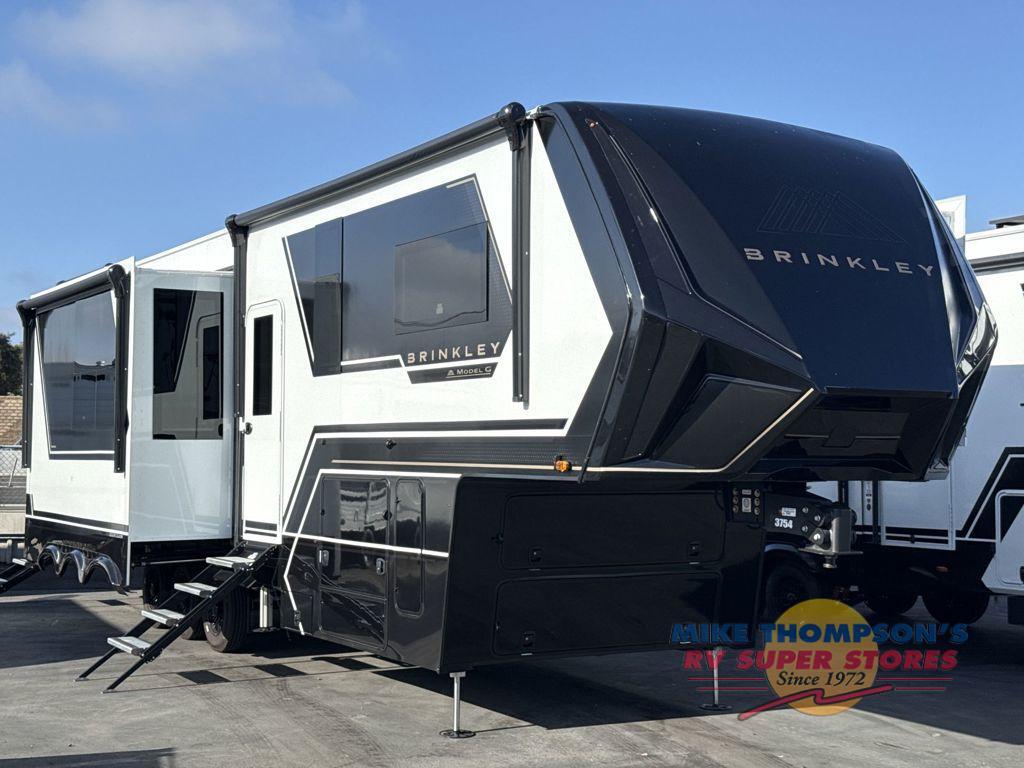 2027 Brinkley Model G 3250 in fountain valley CA