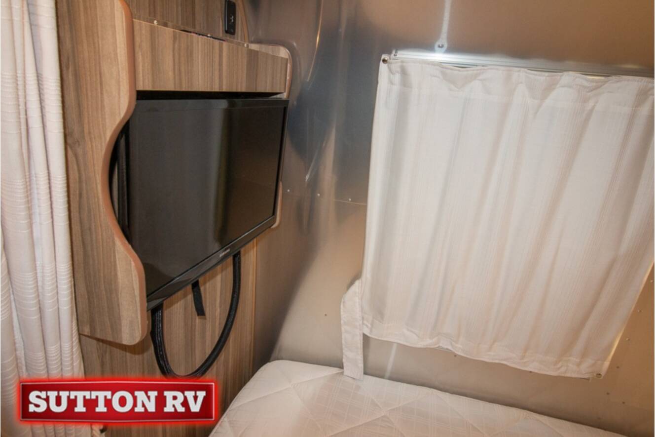 A photo of this 2019 Airstream Tommy Bahama 19CB