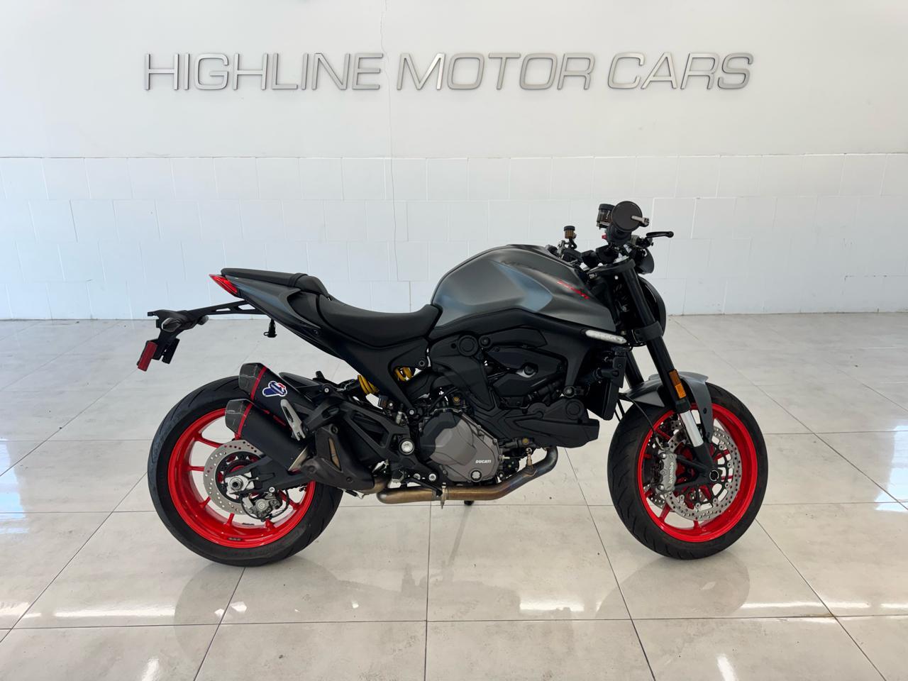 2022 Ducati Monster in Southampton, NJ