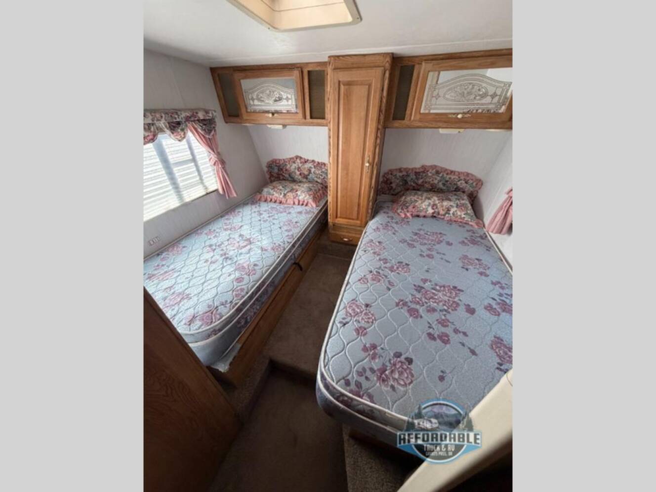 A photo of this 1994 Hitchiker HitchHiker HHII 26RKUG