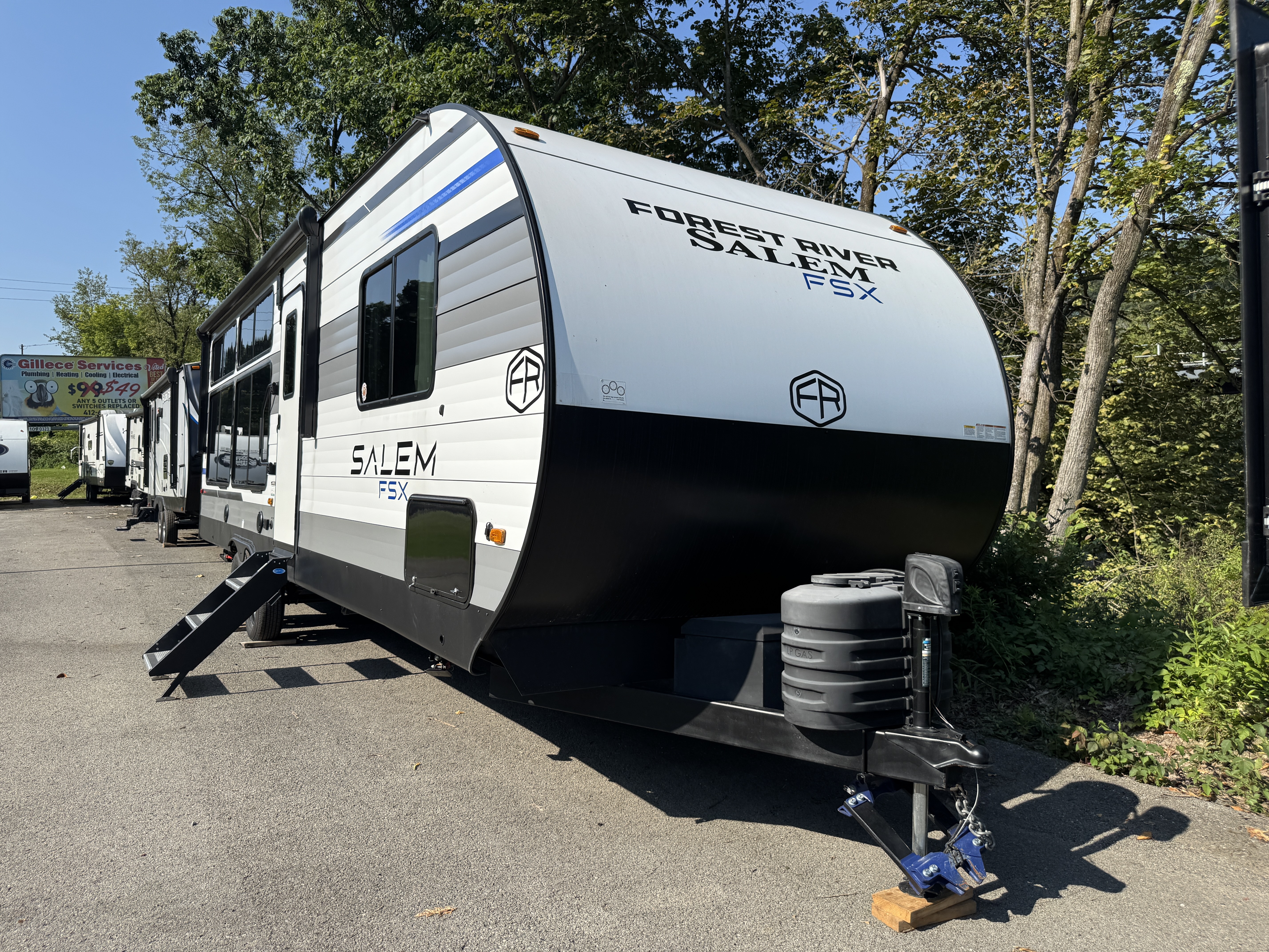 2025 Forest River Salem FSX 28VC in butler PA