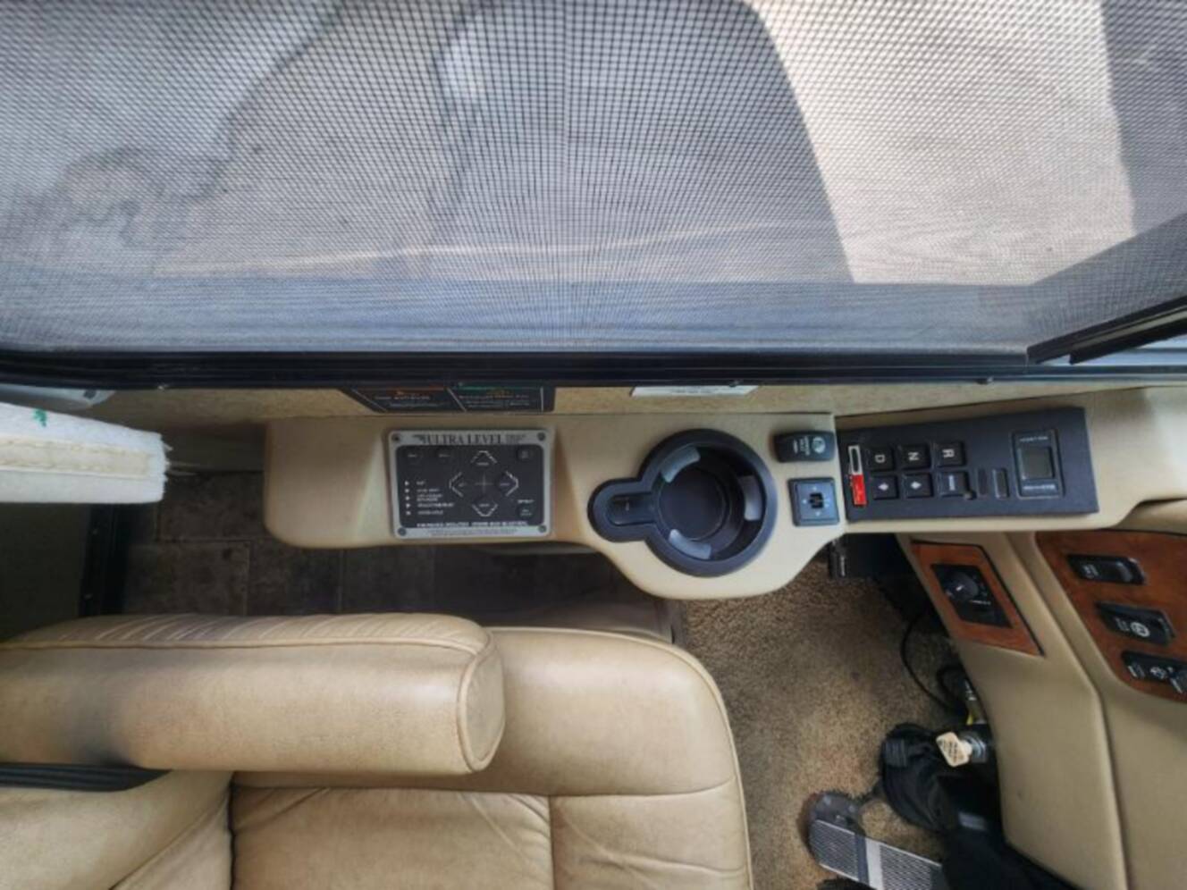A photo of this 2013 Thor Motor Coach Palazzo 33.2