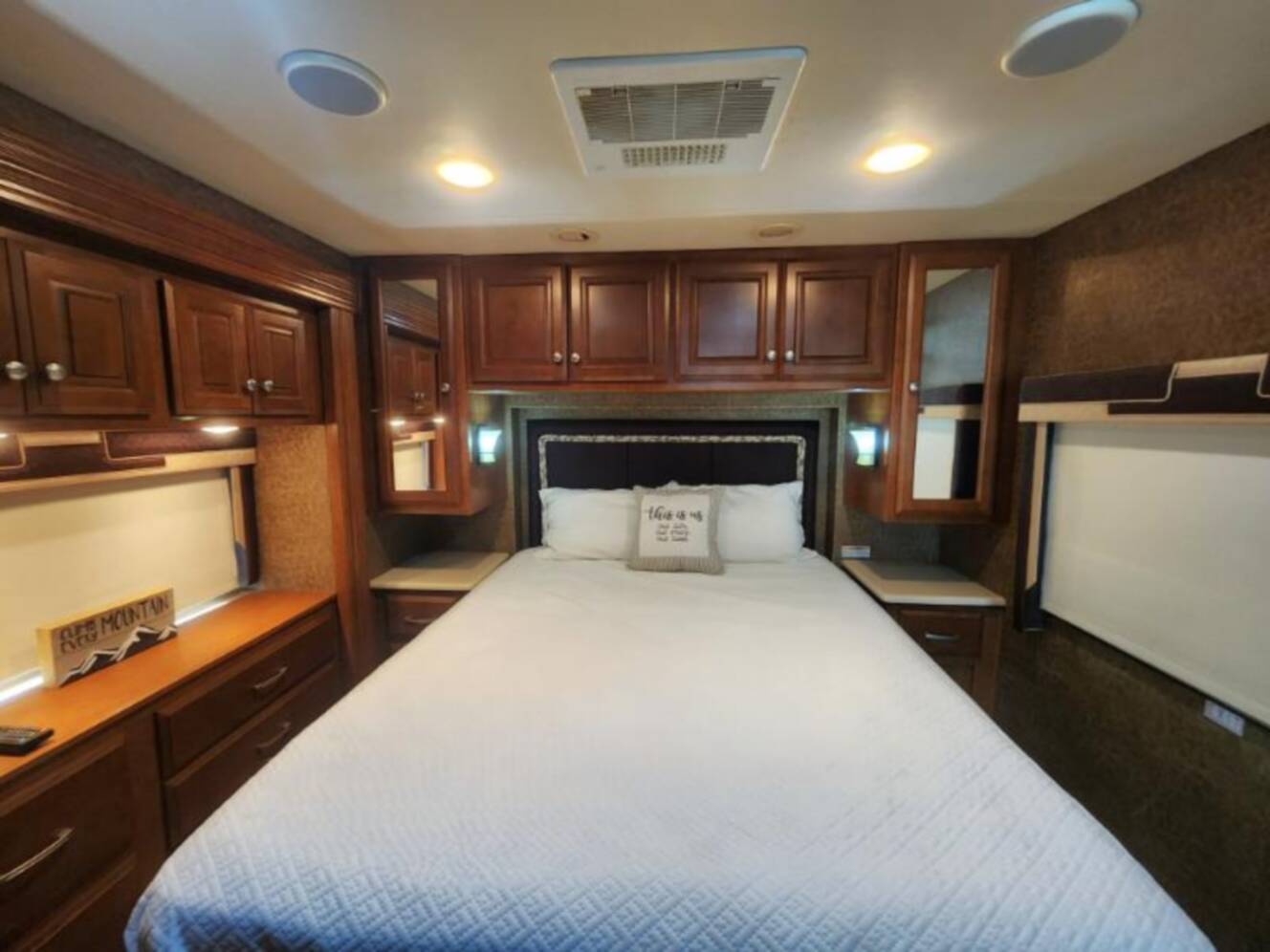 A photo of this 2013 Thor Motor Coach Palazzo 33.2