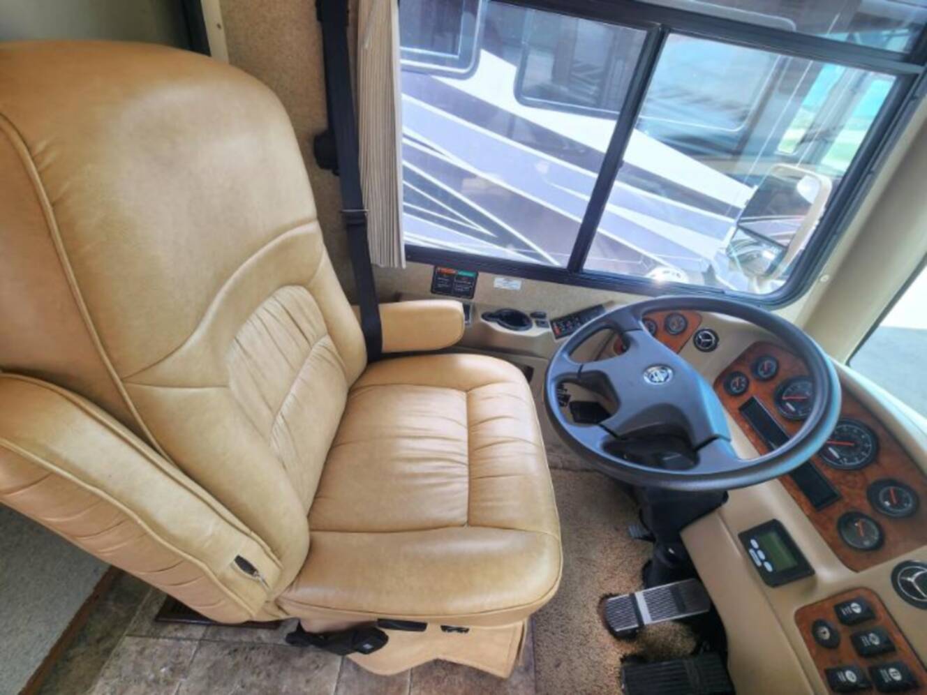 A photo of this 2013 Thor Motor Coach Palazzo 33.2