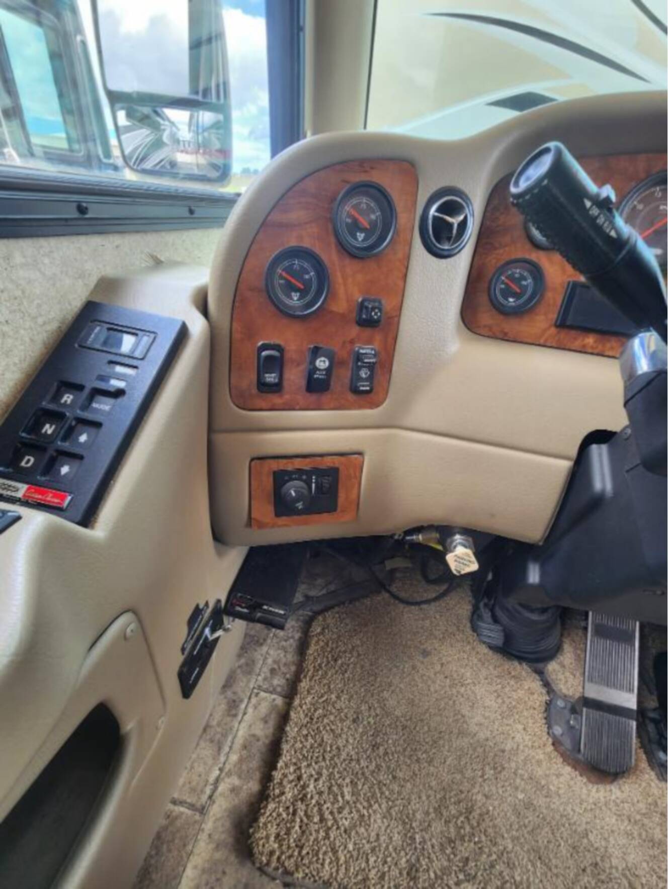 A photo of this 2013 Thor Motor Coach Palazzo 33.2