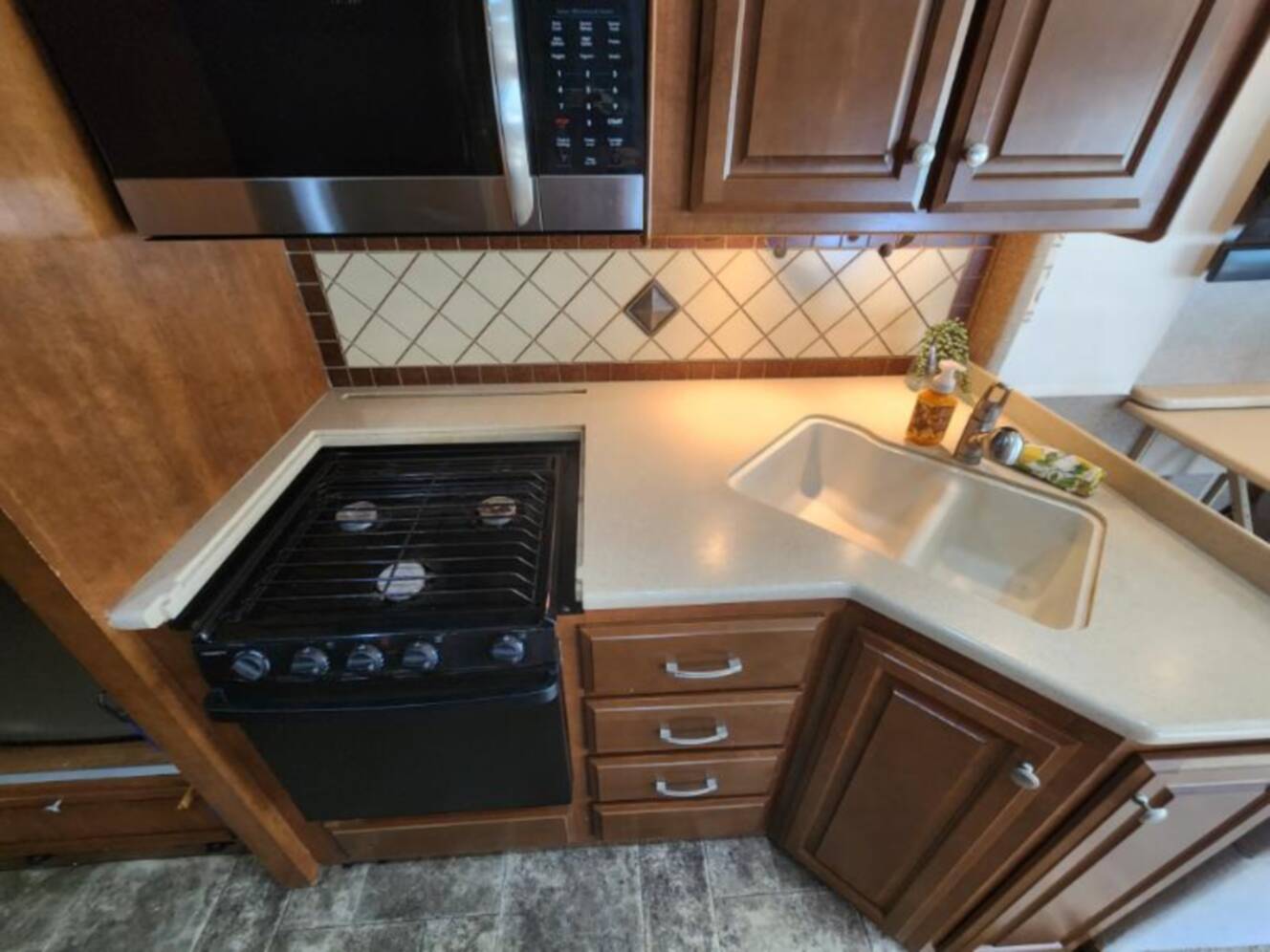 A photo of this 2013 Thor Motor Coach Palazzo 33.2