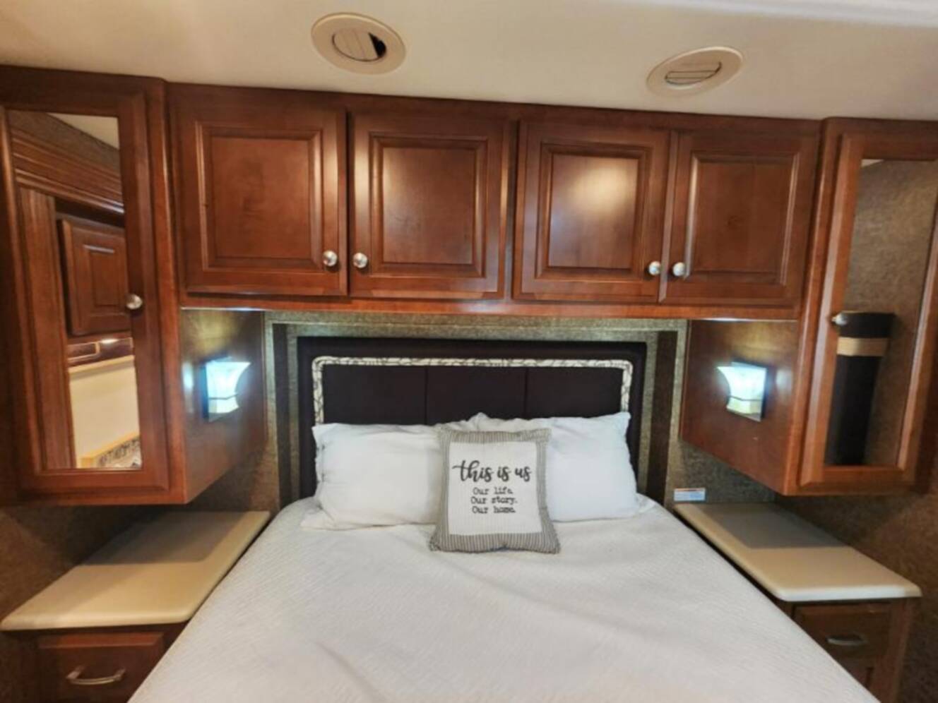 A photo of this 2013 Thor Motor Coach Palazzo 33.2