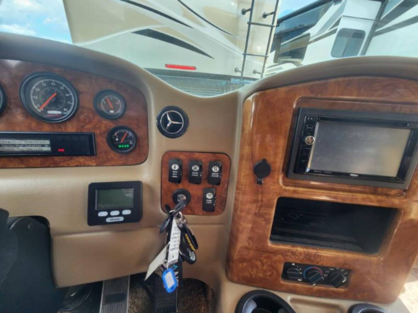 A photo of this 2013 Thor Motor Coach Palazzo 33.2
