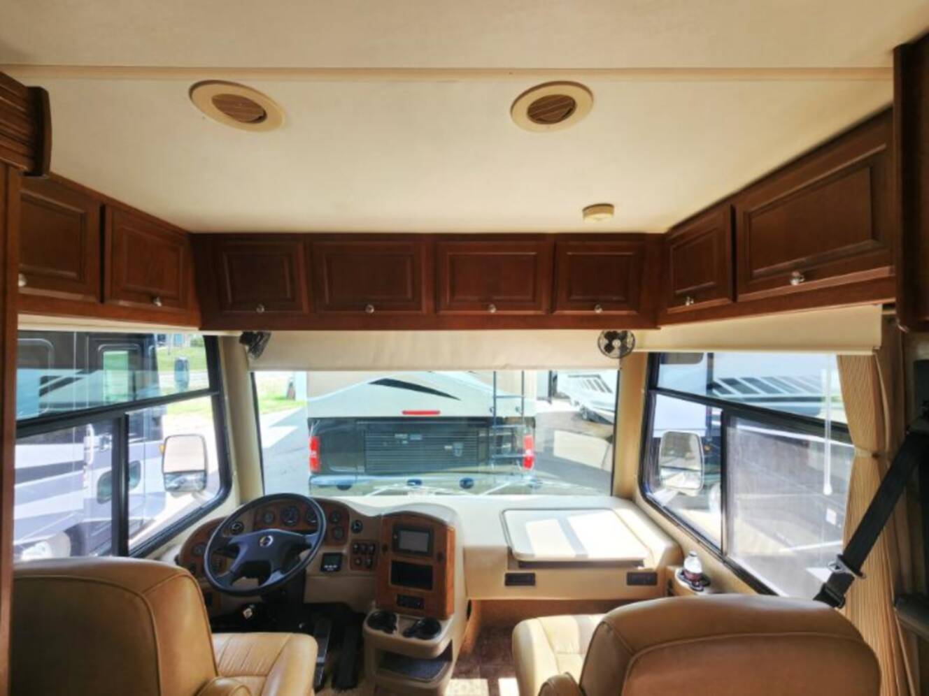 A photo of this 2013 Thor Motor Coach Palazzo 33.2