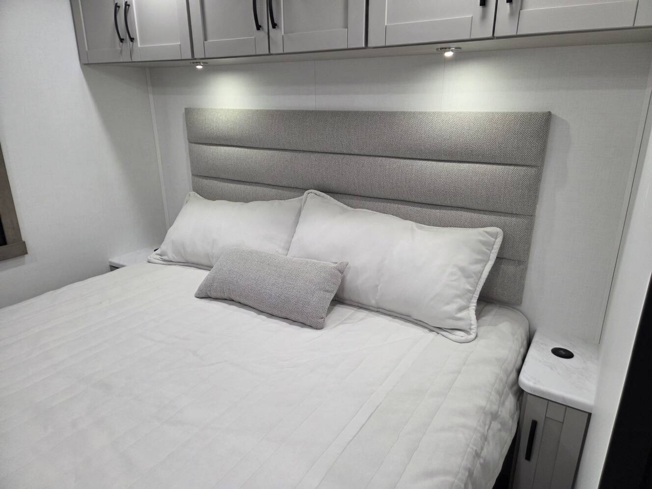 A photo of this 2027 Jayco Precept 34G