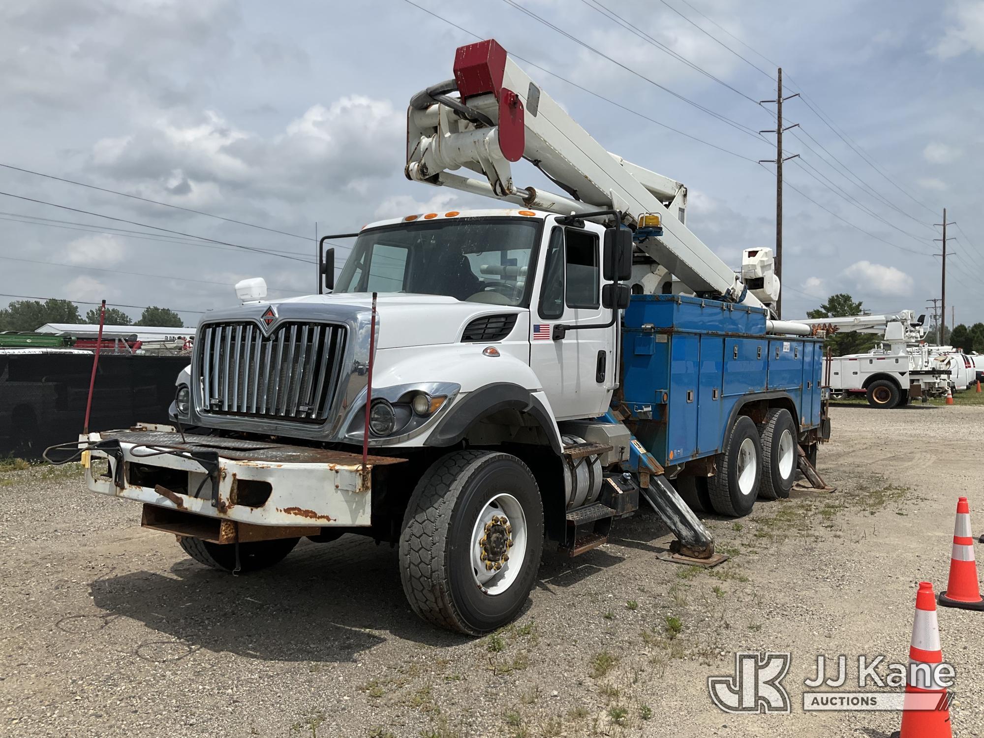 2017 International 7400 in Charlotte, MI