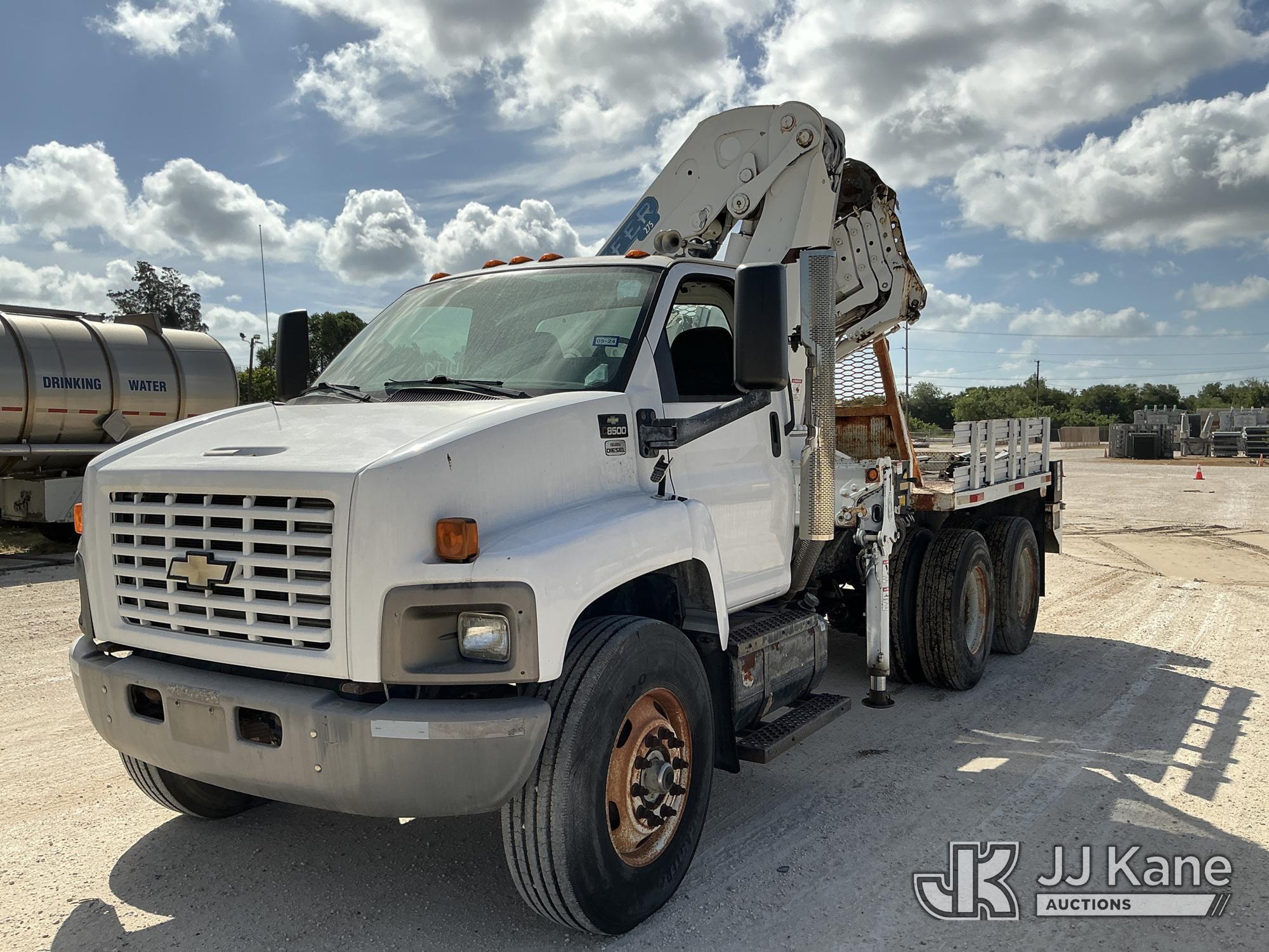 2009 Chevrolet C8500 in Olmito, TX