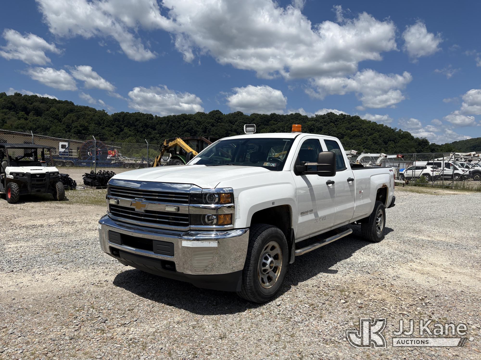2015 CHEVROLET Silverado 3500HD 4x4 in Smock, PA