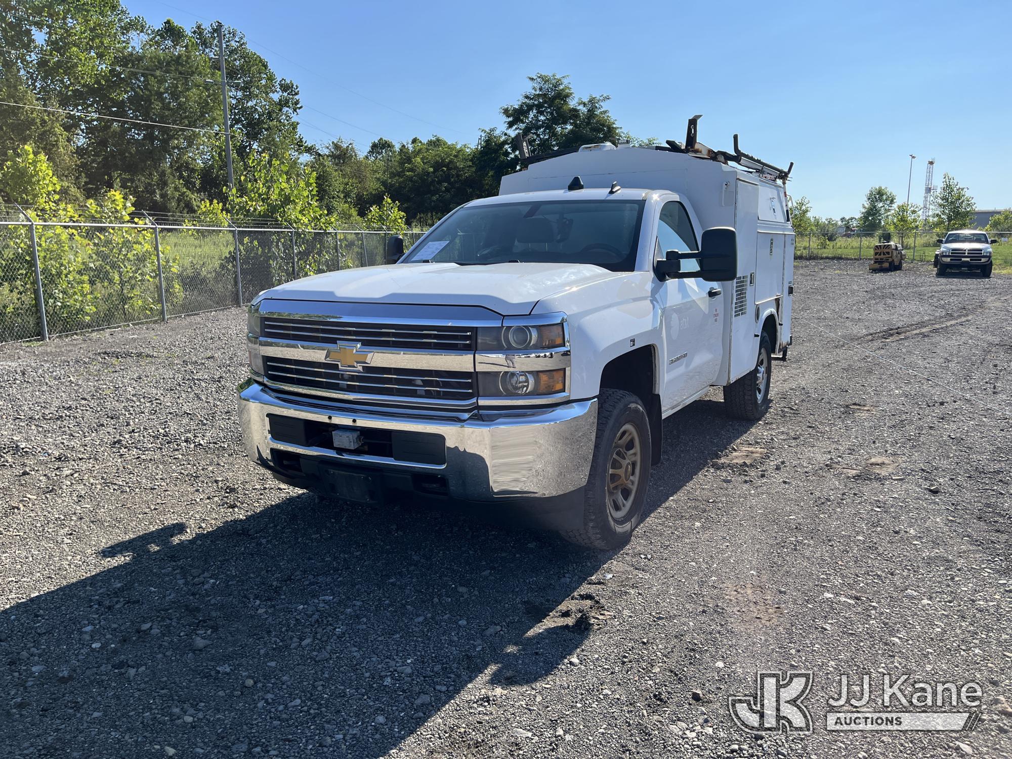 2015 CHEVROLET Silverado 3500HD in Louisville, OH