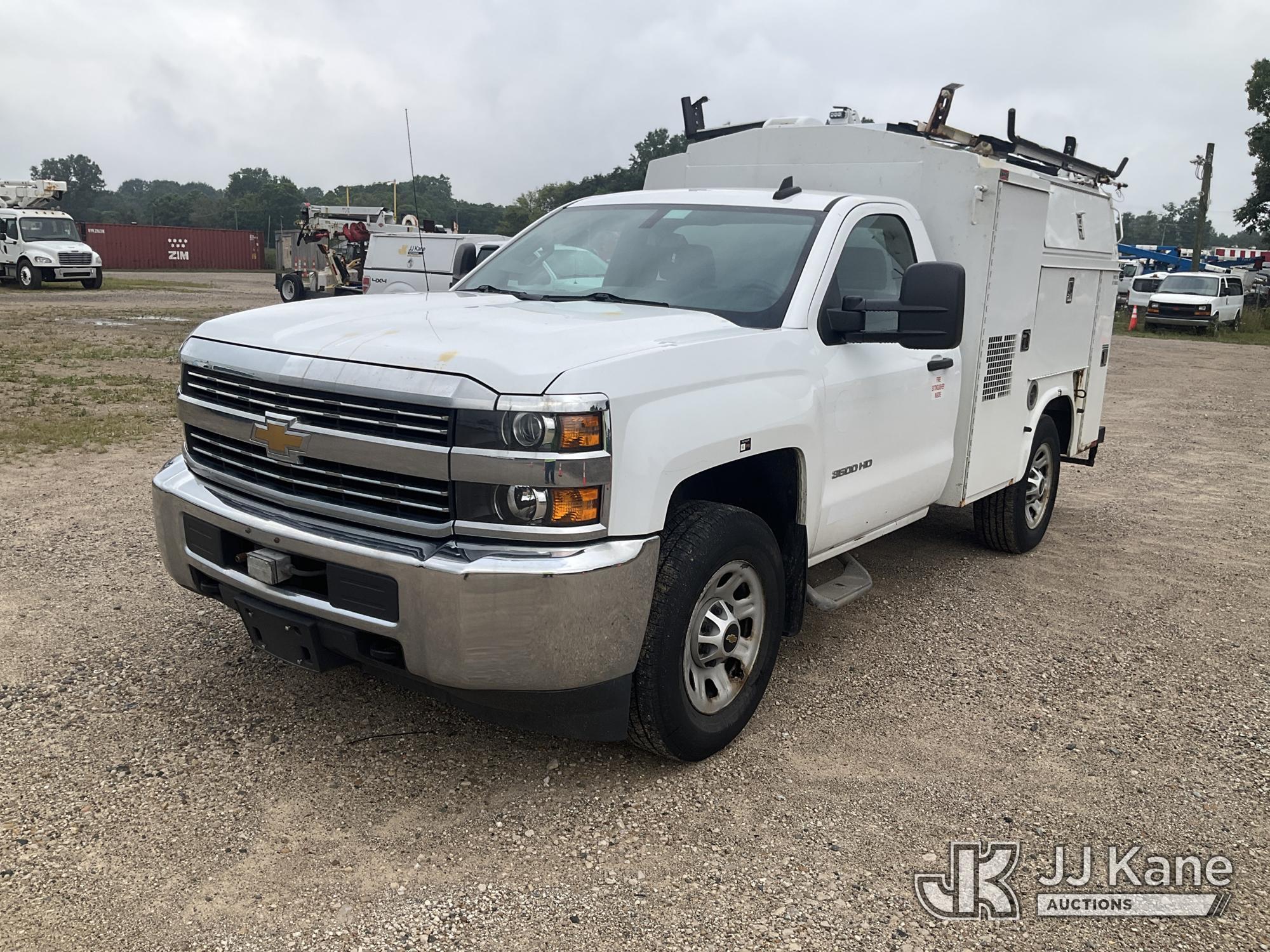 2015 CHEVROLET Silverado 3500HD in Charlotte, MI