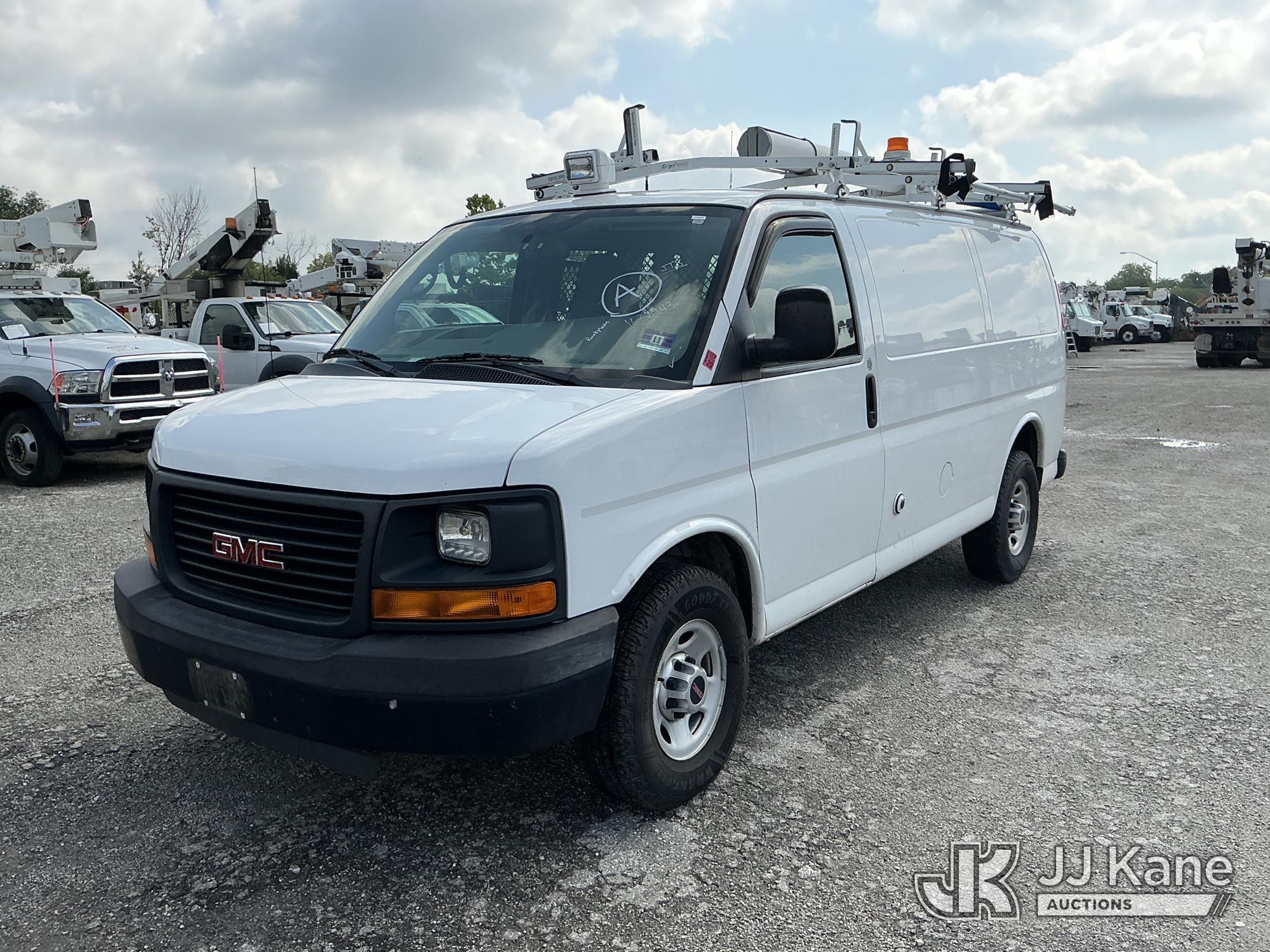 2015 GMC SAVANA in Plymouth Meeting, PA