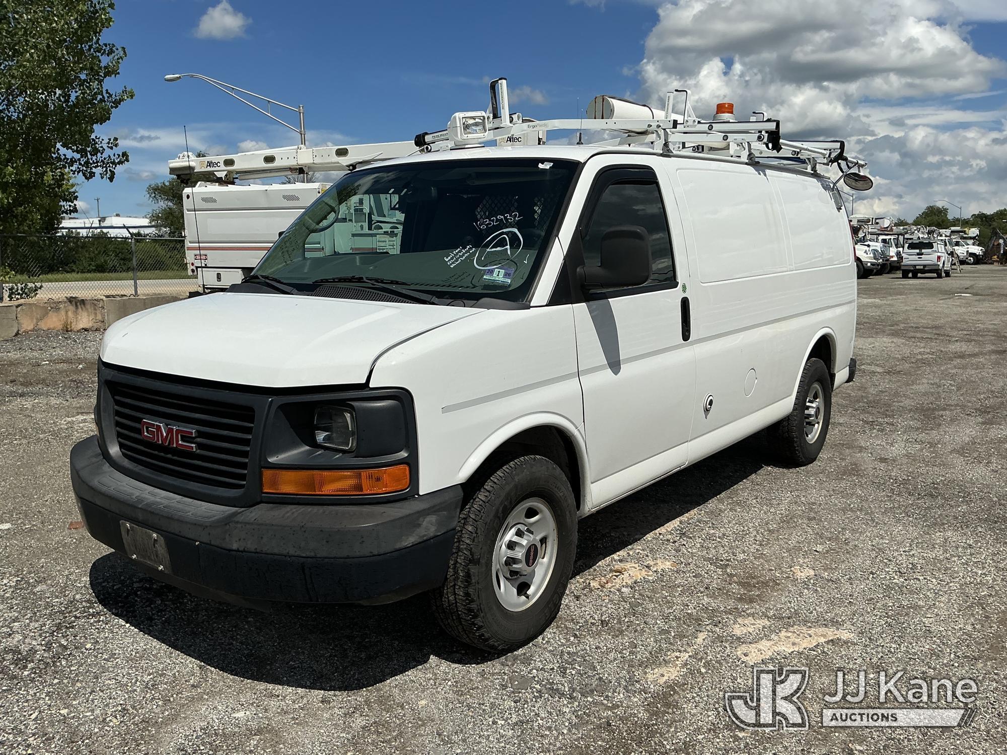 2015 GMC SAVANA in Plymouth Meeting, PA