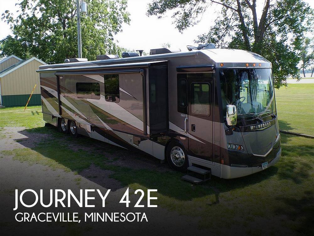 2016 Winnebago Journey 42E in graceville MN