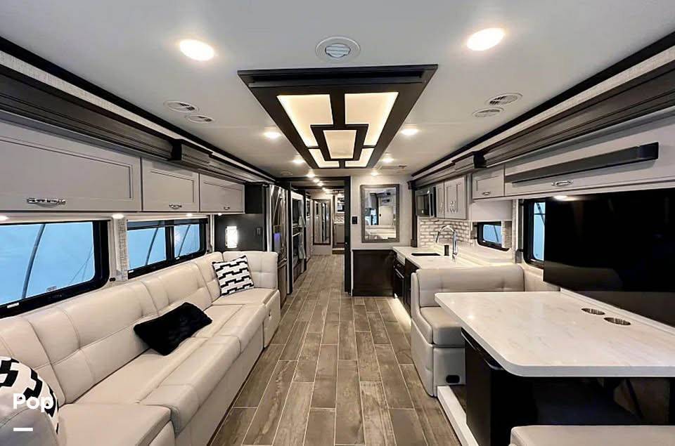 2023 Thor Motor Coach Tuscany 45BX in houston TX