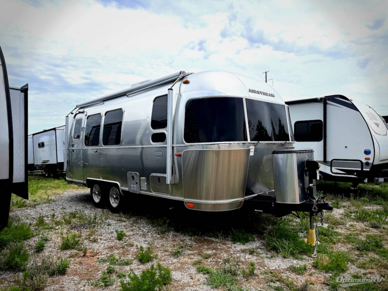 A photo of this 2021 Airstream Globetrotter 23FB