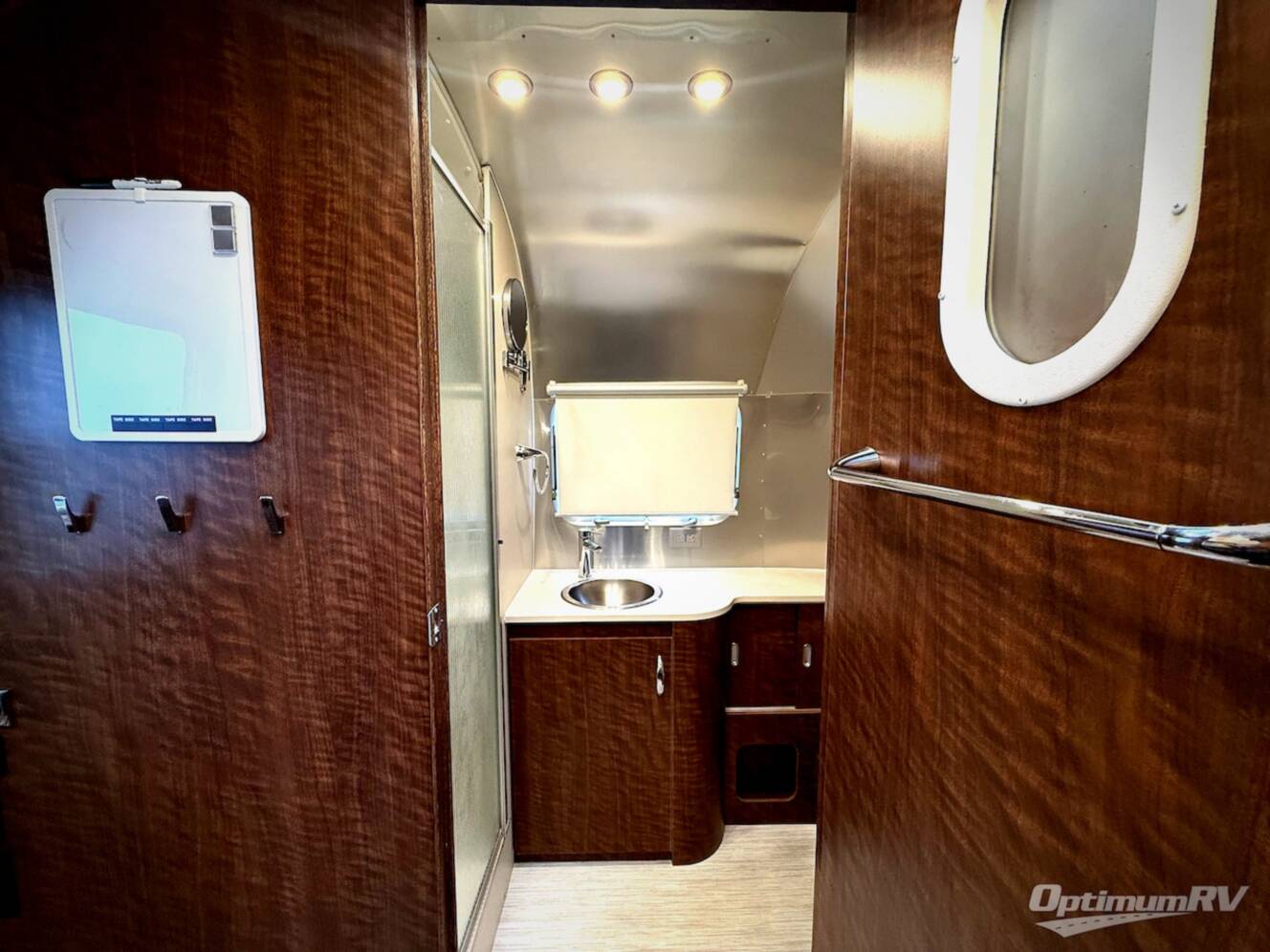 A photo of this 2021 Airstream Globetrotter 23FB