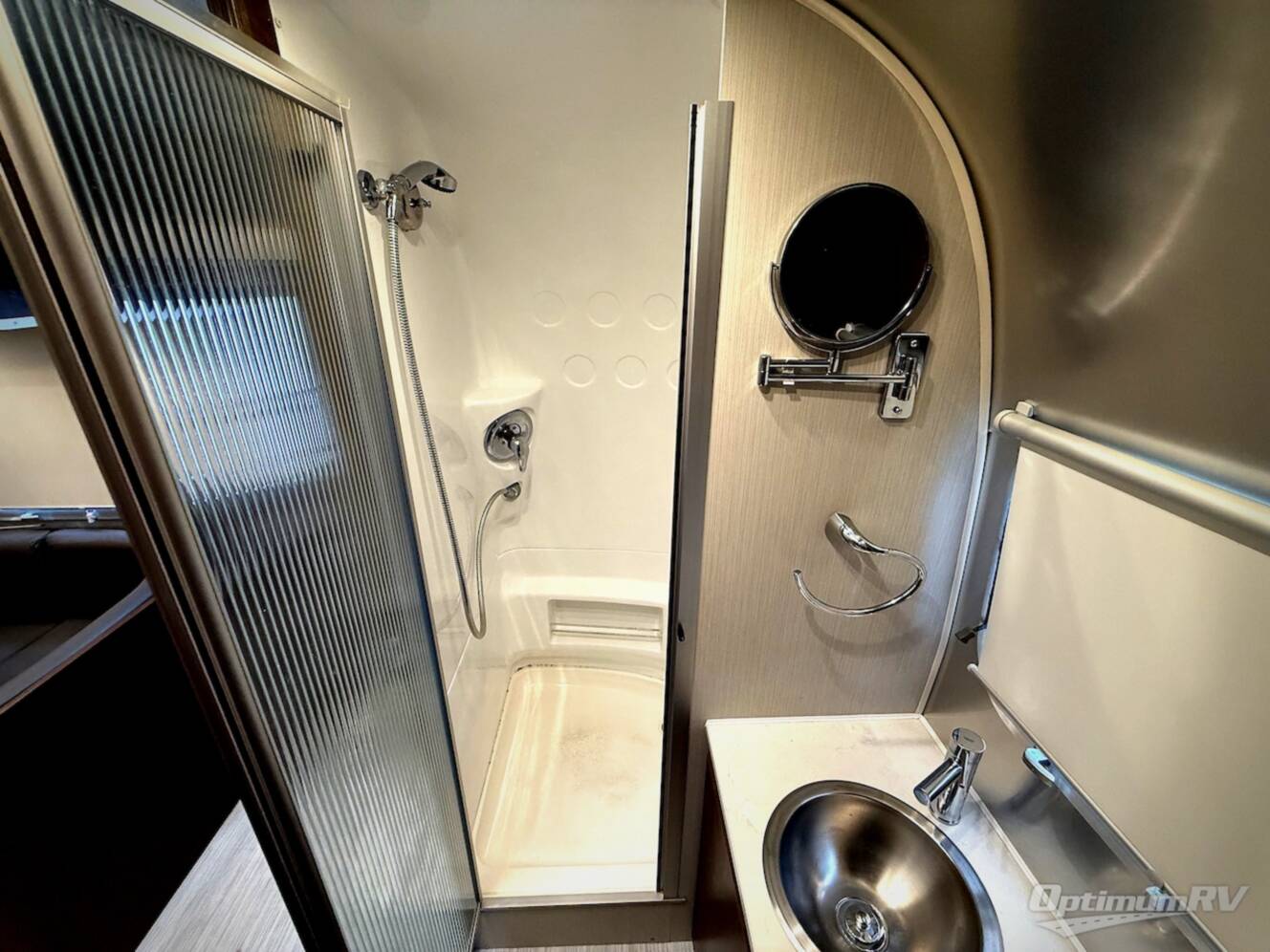 A photo of this 2021 Airstream Globetrotter 23FB