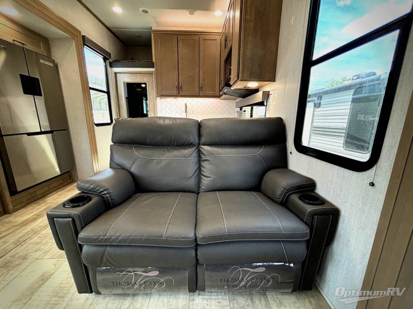 A photo of this 2024 Grand Design Momentum G-Class 415G