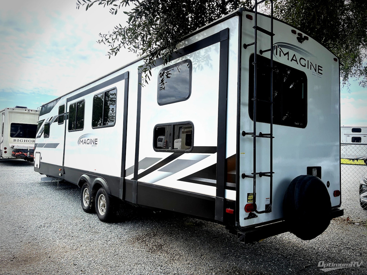 2022 Grand Design Imagine 3250BH in tallahassee FL