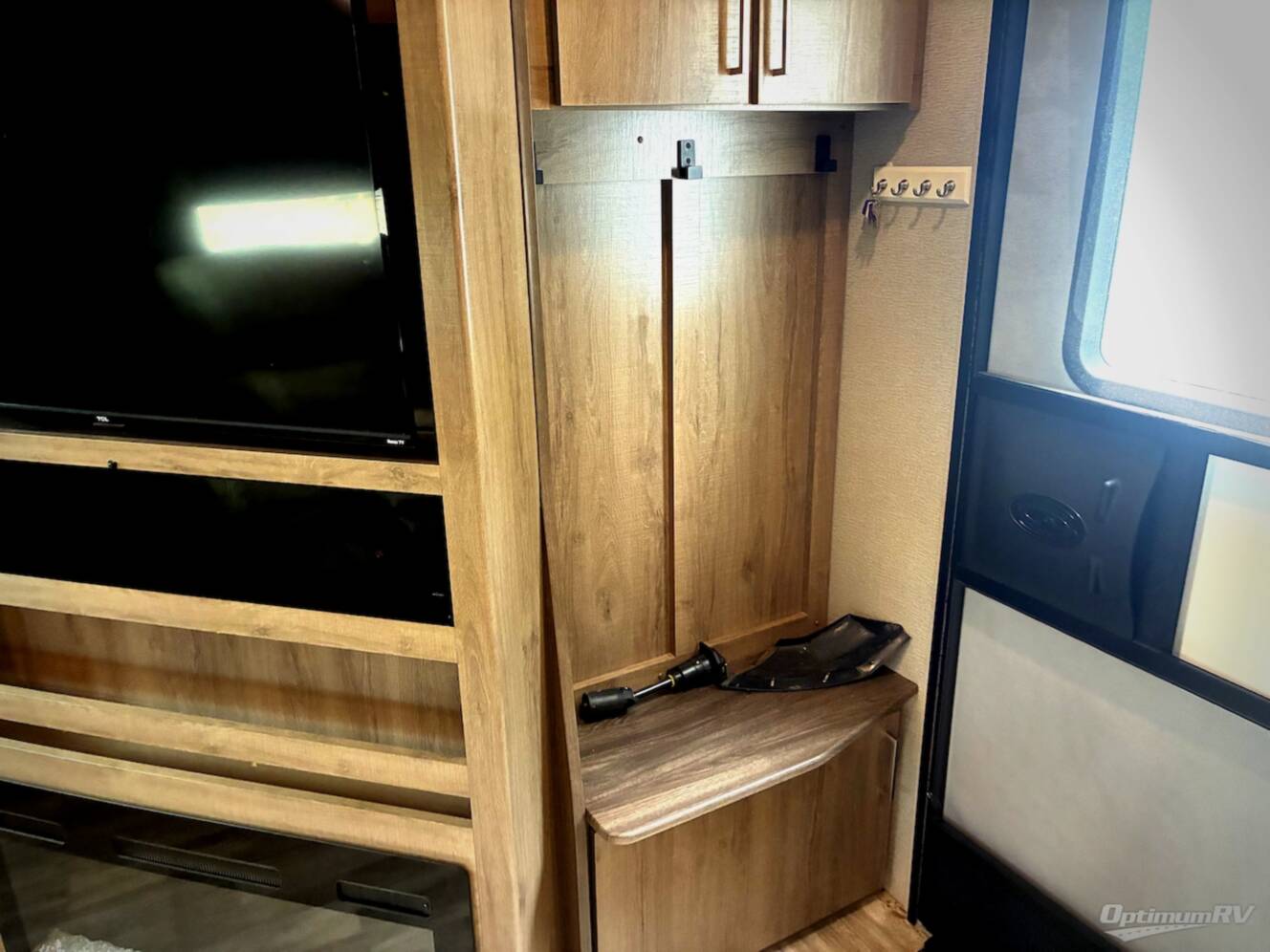 A photo of this 2022 Grand Design Imagine 3250BH