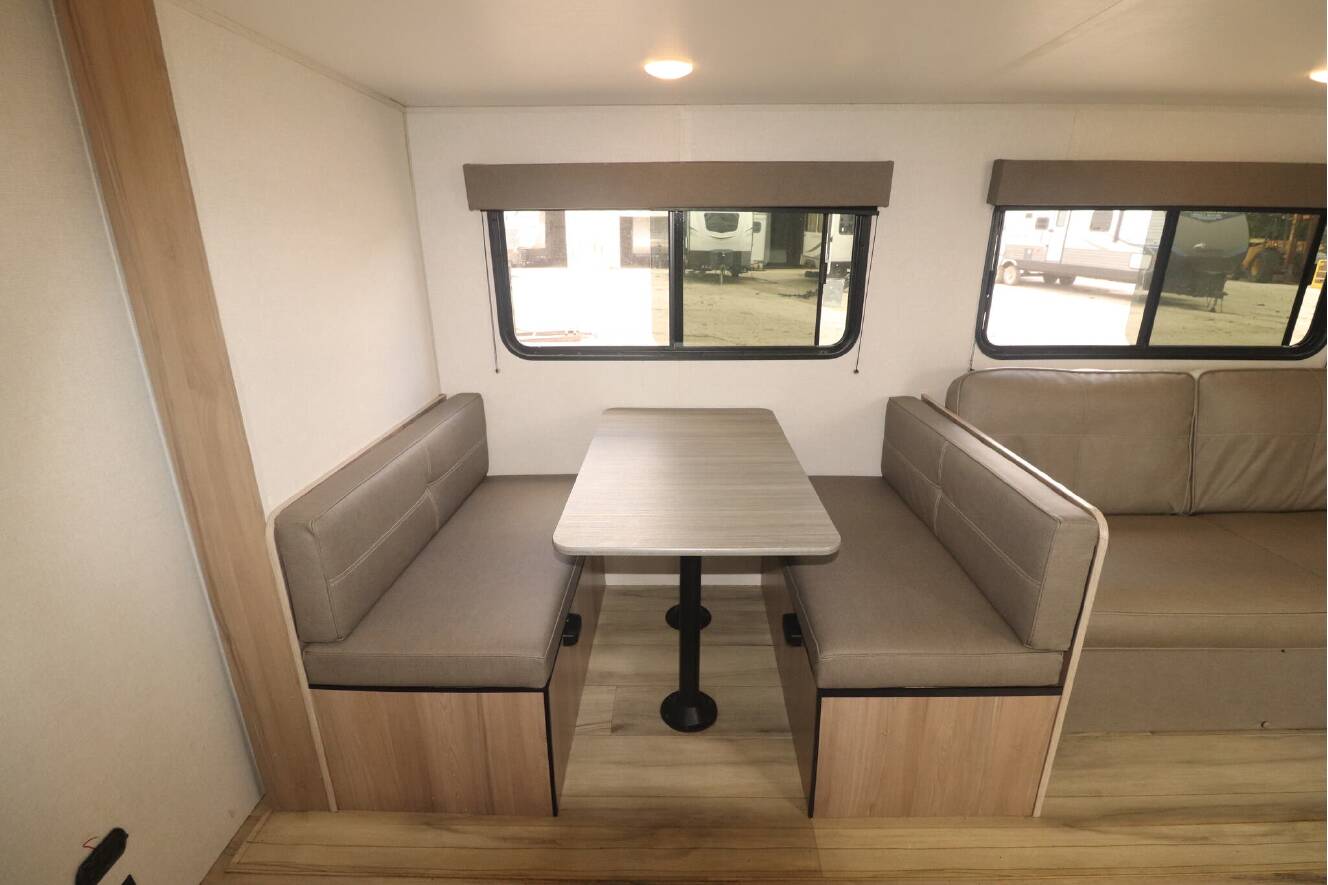 A photo of this 2025 Keystone Coleman 25B