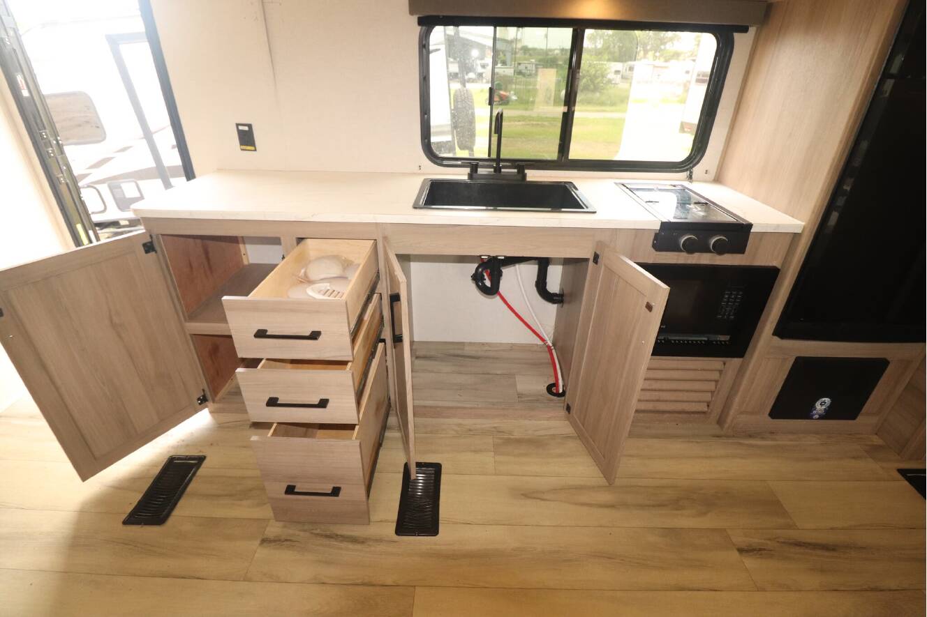 A photo of this 2025 Keystone Coleman 25B
