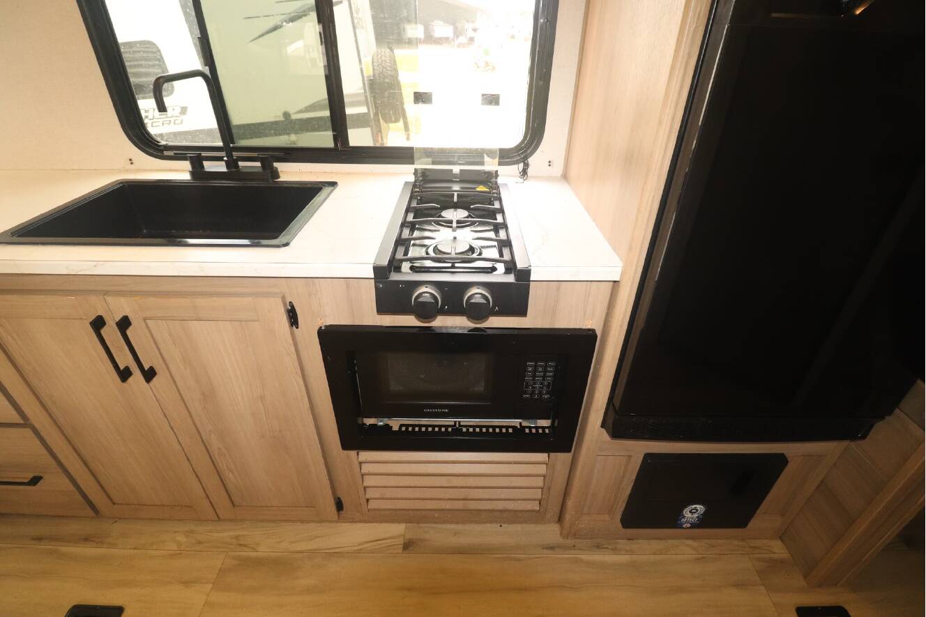 A photo of this 2025 Keystone Coleman 25B