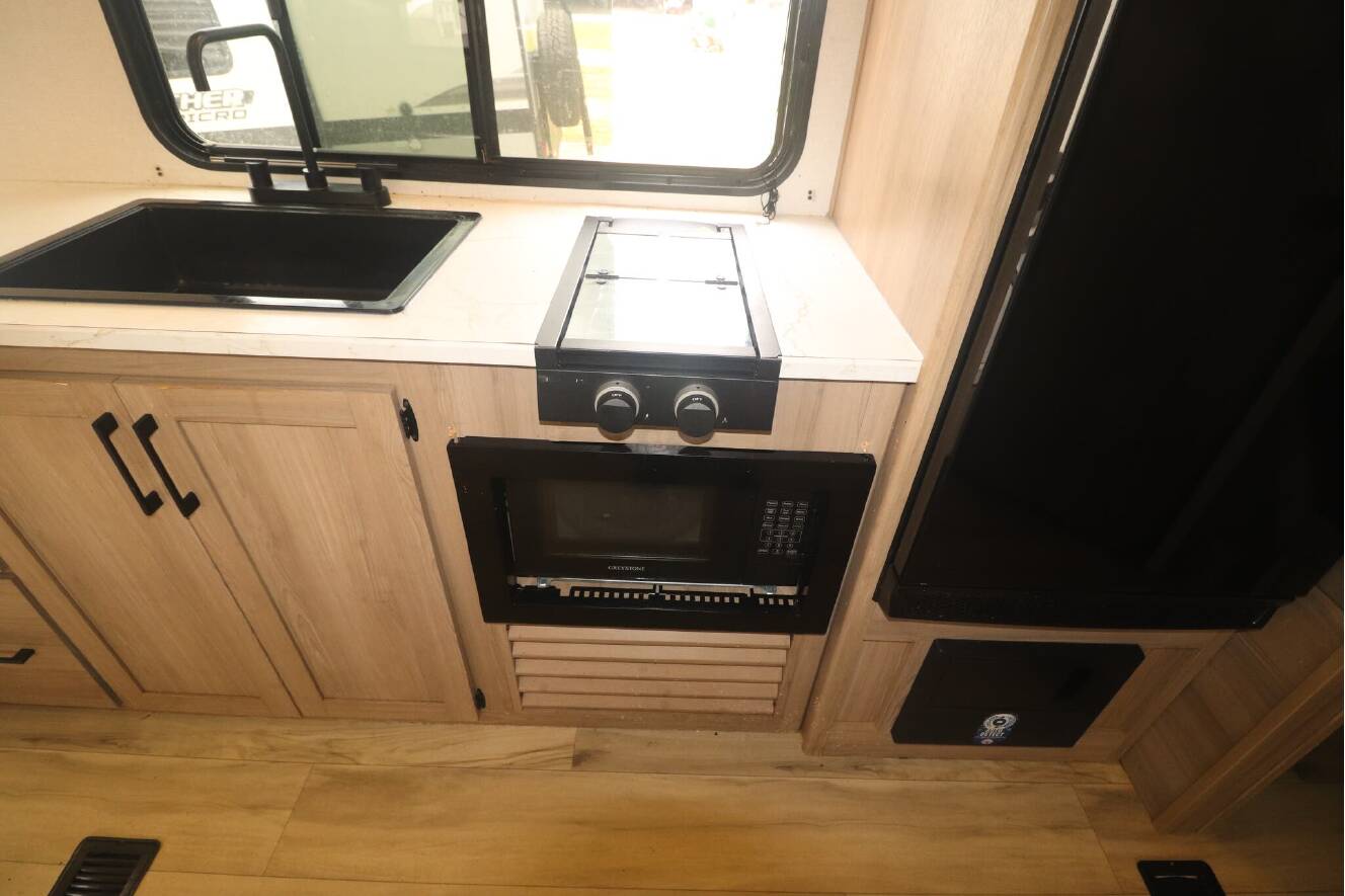 A photo of this 2025 Keystone Coleman 25B