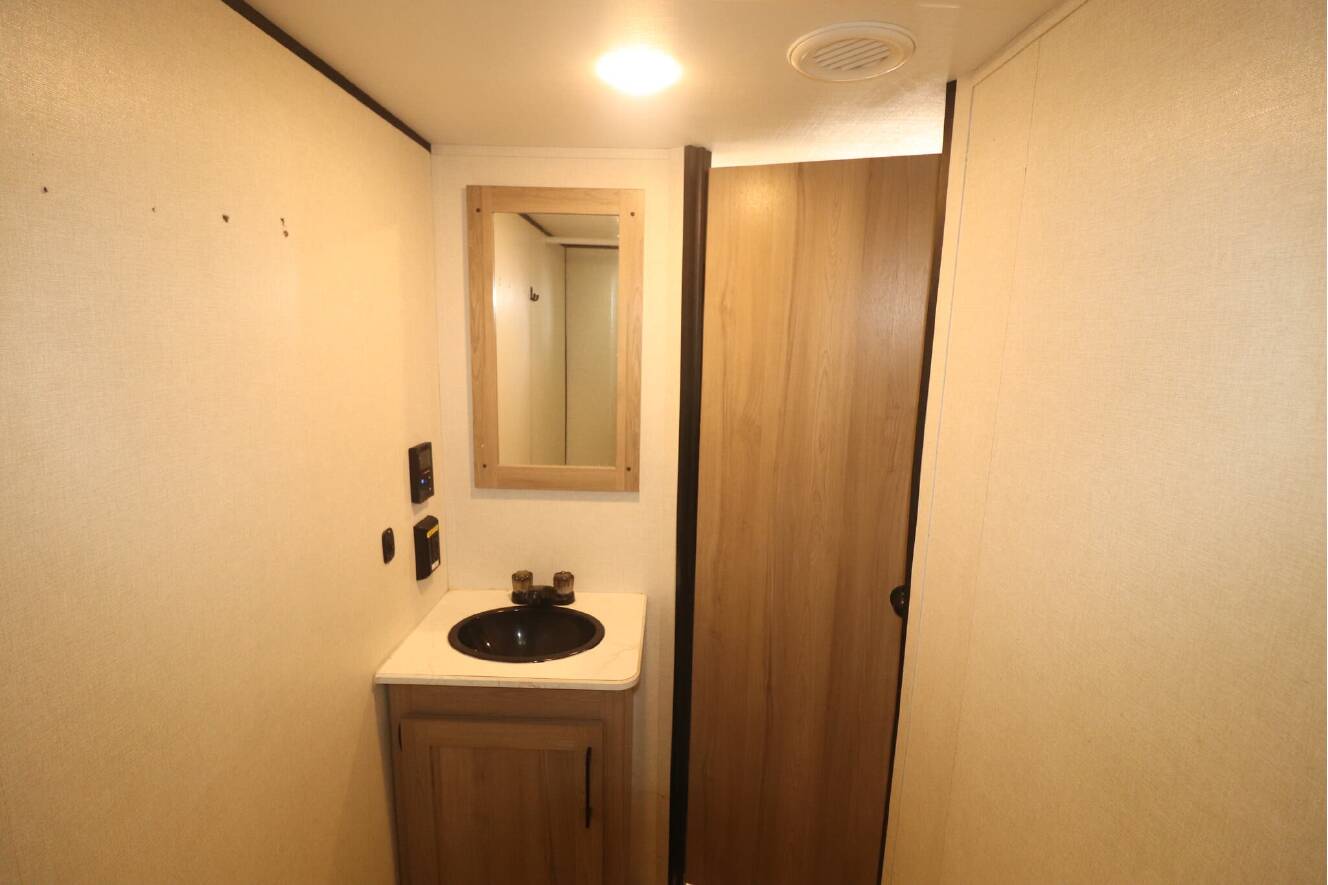 A photo of this 2025 Keystone Coleman 25B