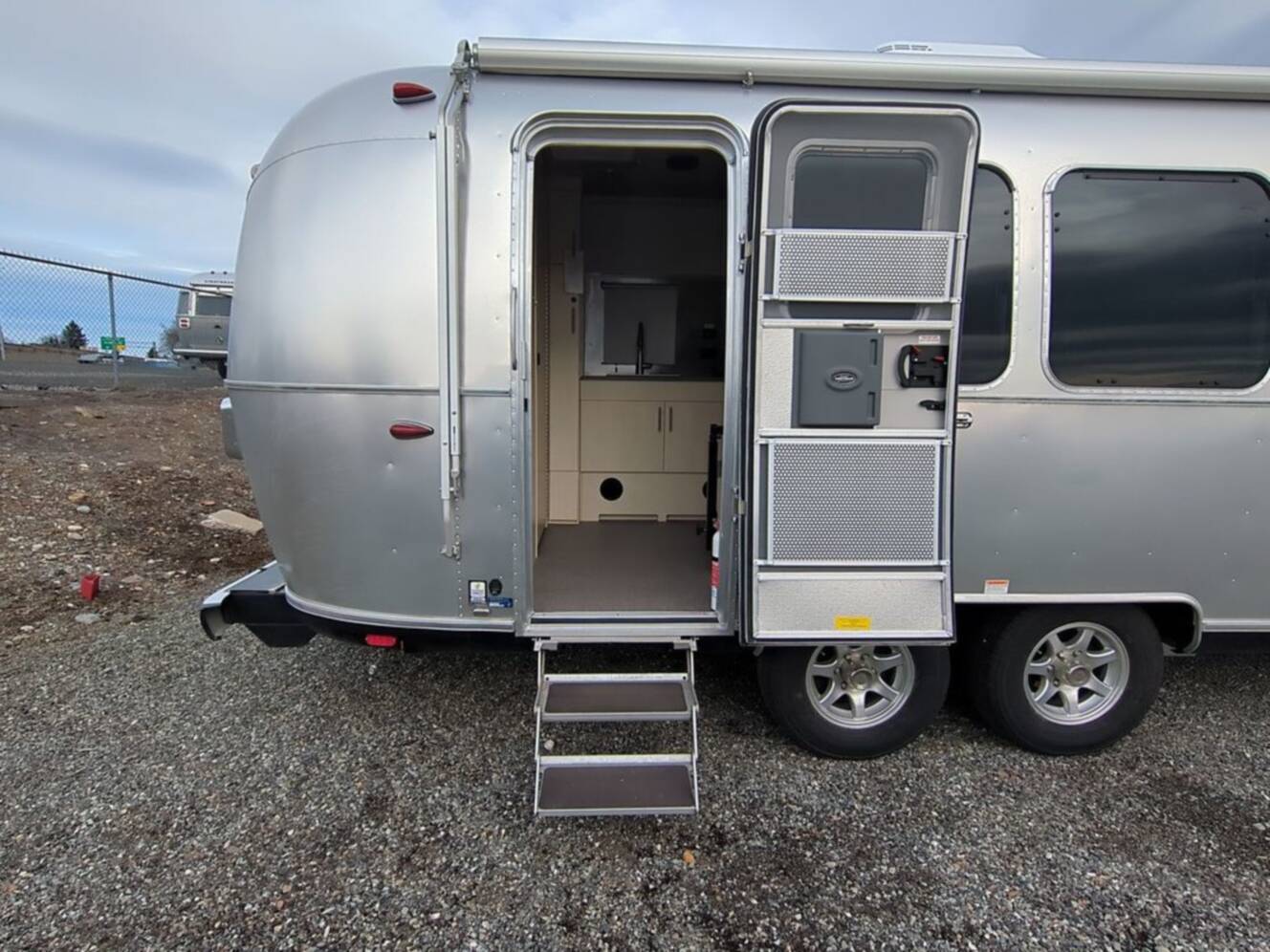 A photo of this 2026 Airstream Flying Cloud 23FB