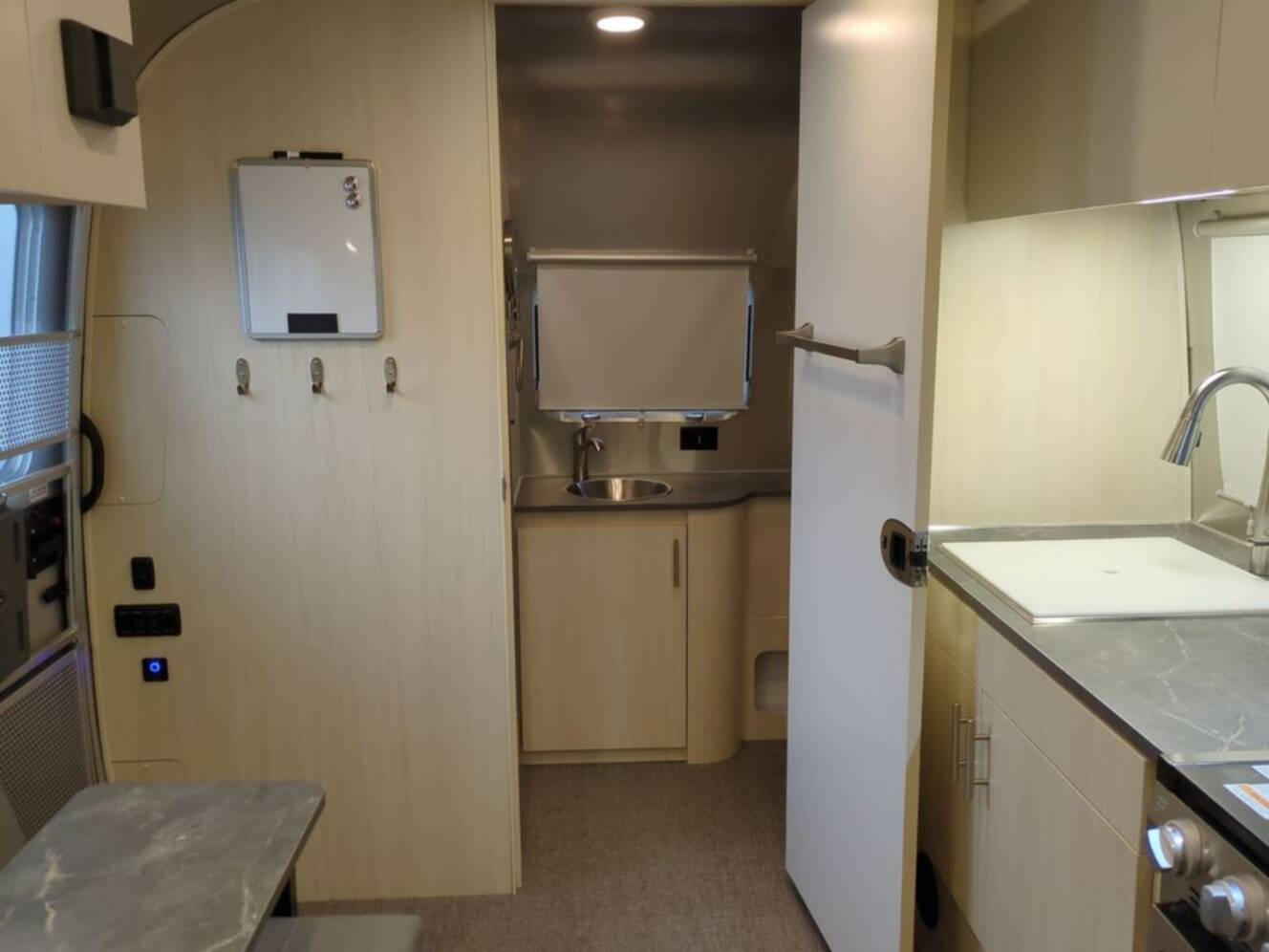 A photo of this 2026 Airstream Flying Cloud 23FB