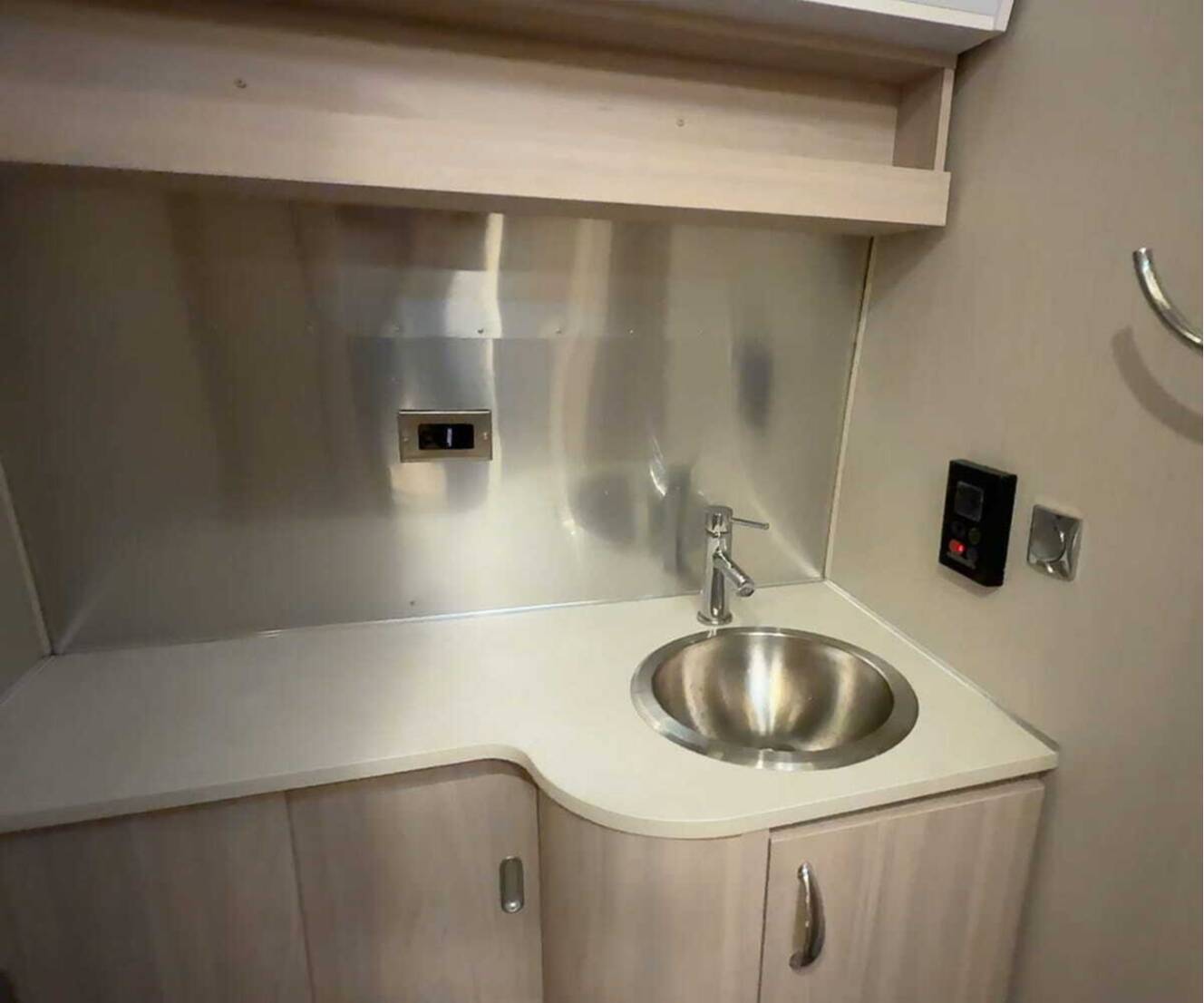 A photo of this 2022 Airstream Globetrotter 27FB Twin
