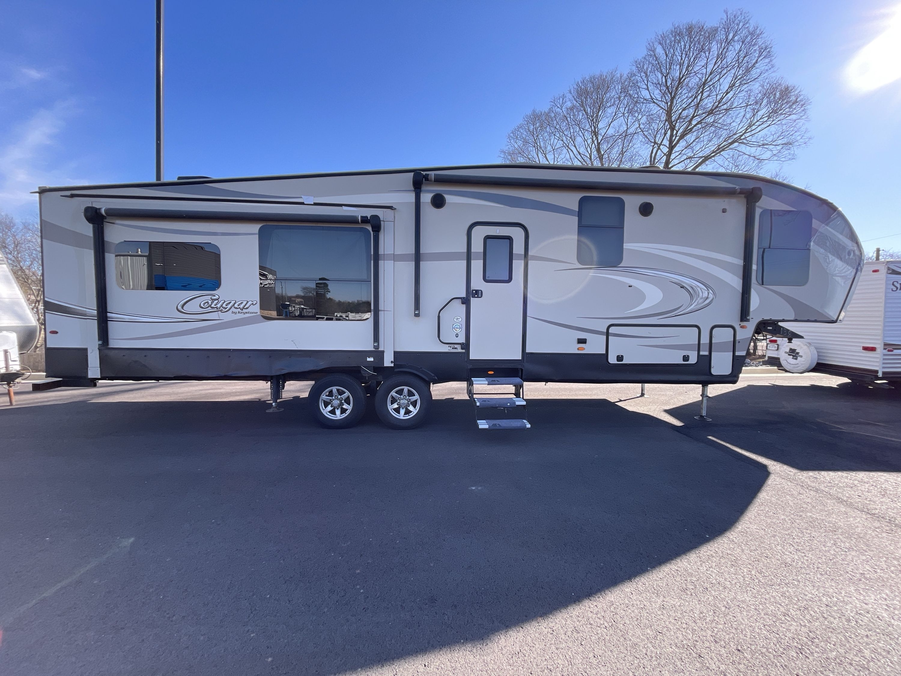 2018 Keystone COUGAR 327RES in kodak TN