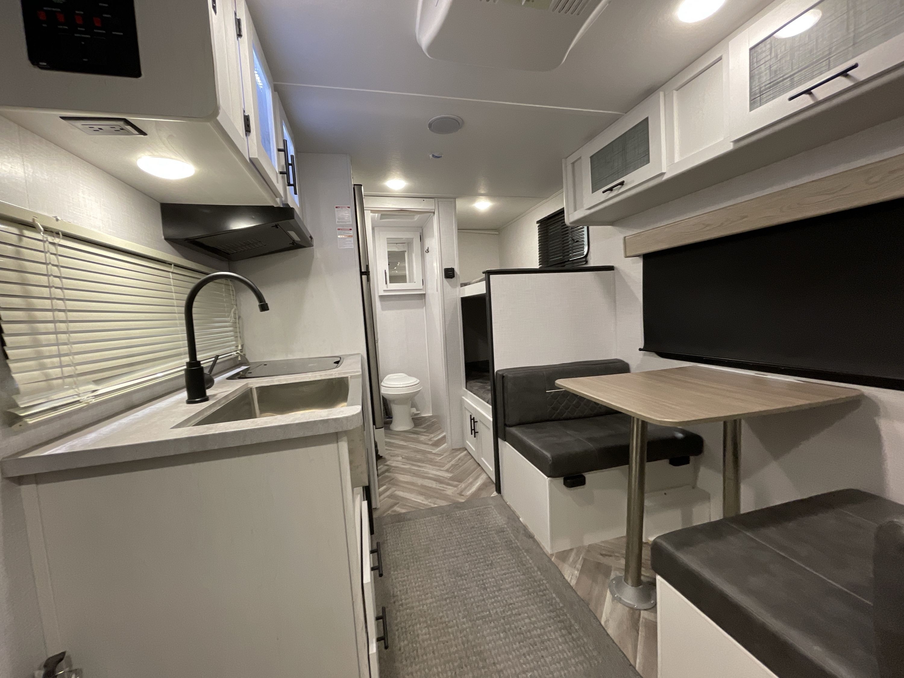 2022 Coleman COLEMAN RUBICON 1628BH in summerset SD