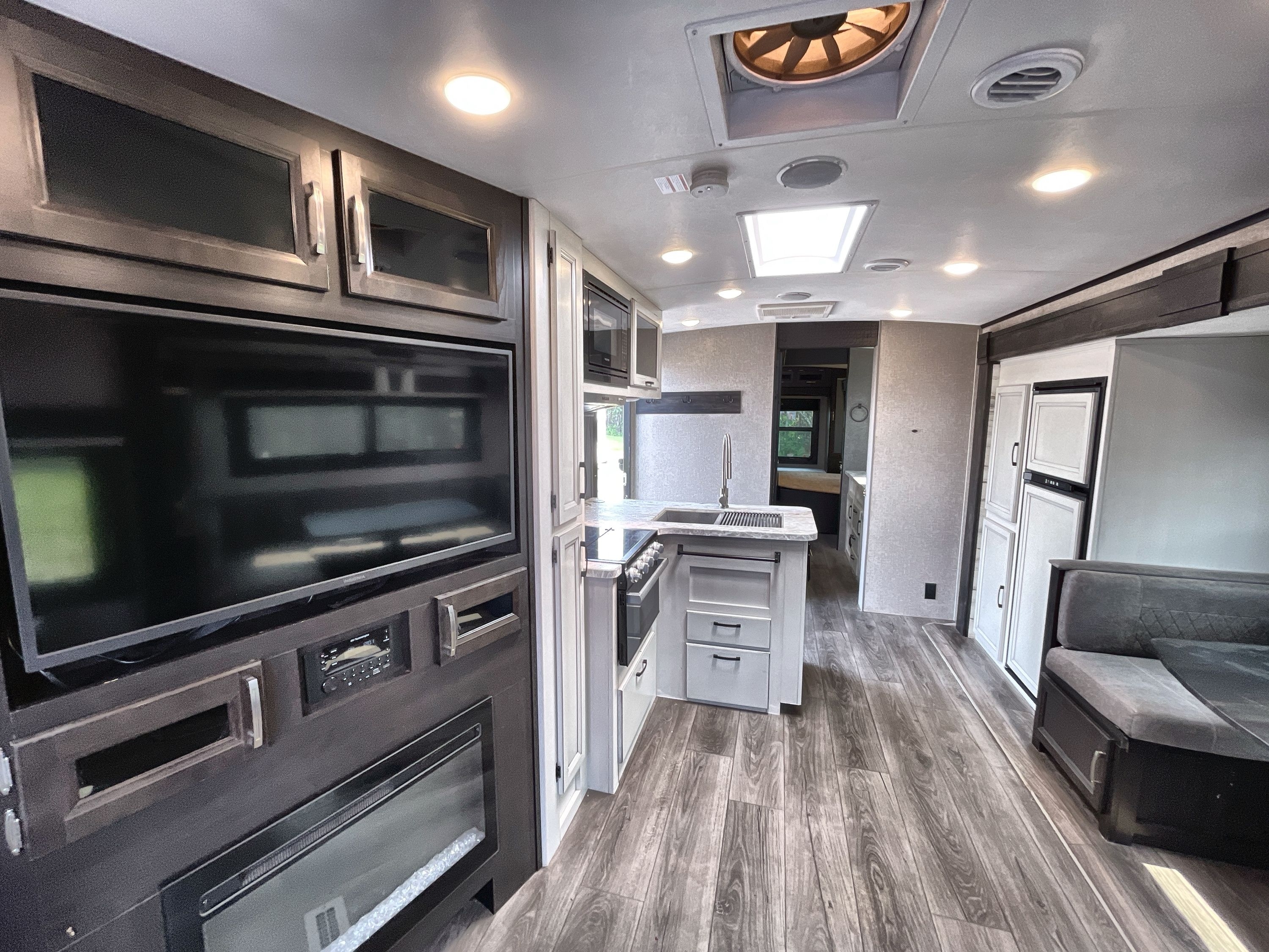 2021 Jayco WHITE HAWK 30FLS in rothschild WI