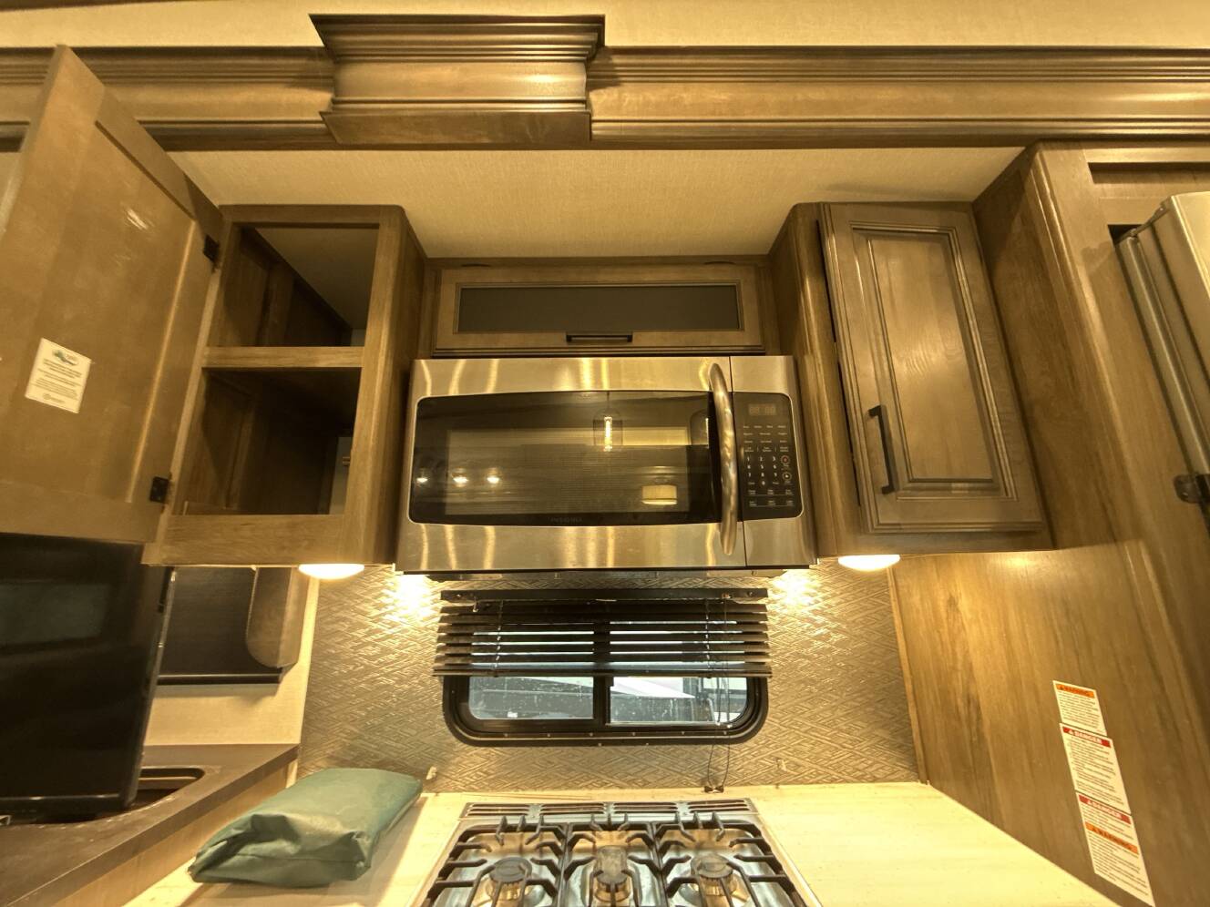A photo of this 2021 Prime Time SANIBEL 3102RSWB