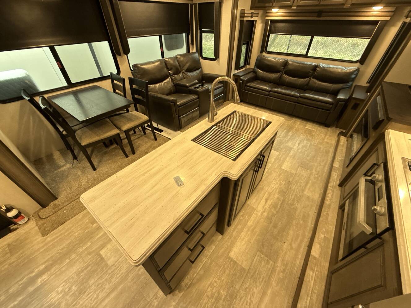 A photo of this 2021 Prime Time SANIBEL 3102RSWB