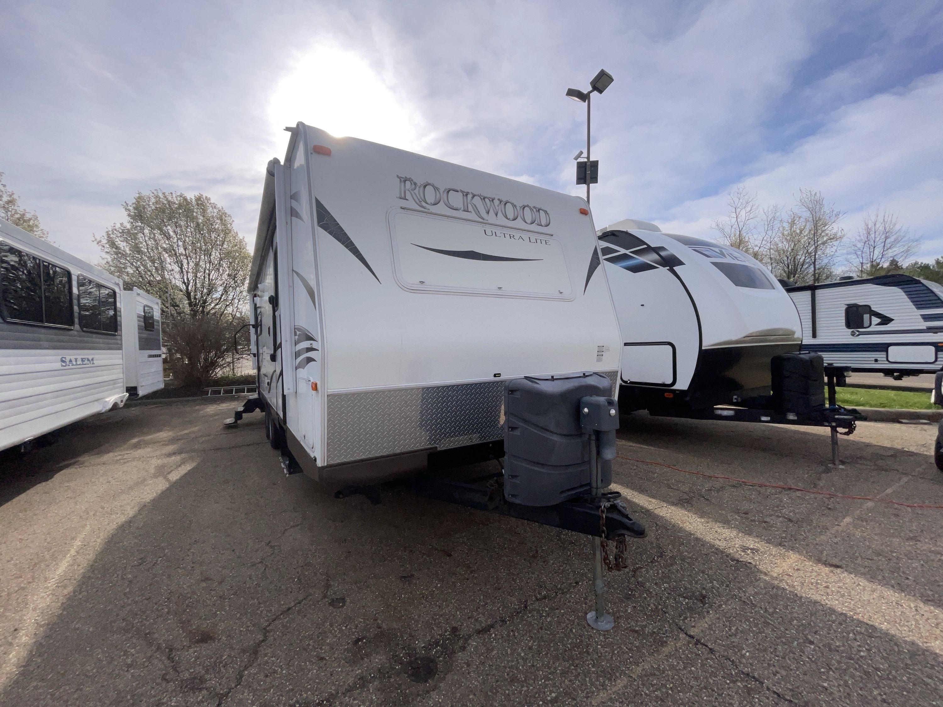 2015 Forest River ROCKWOOD ULTRA LITE 2604WS RV