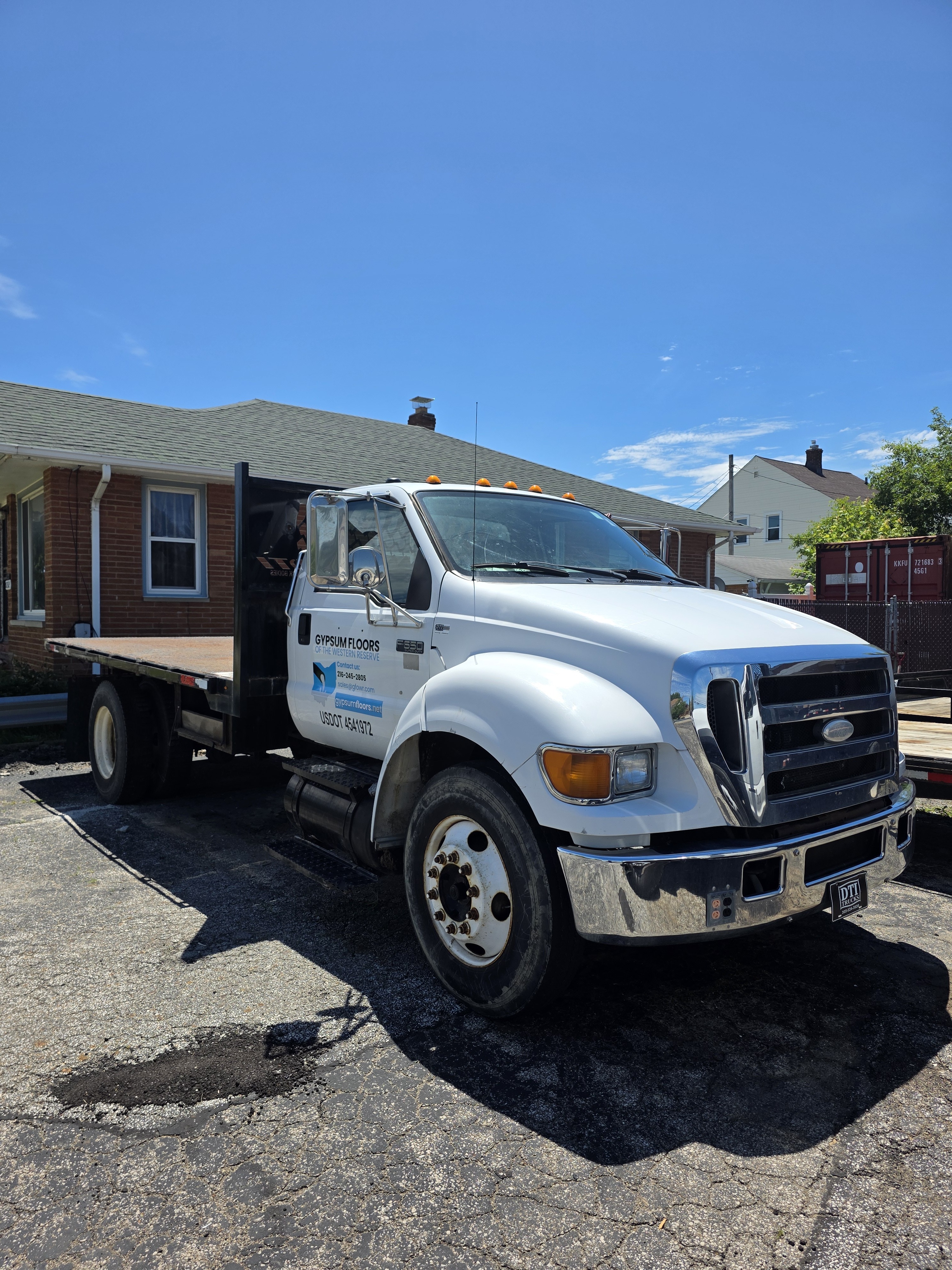 2006 FORD F650 SD DIESEL STRAIGHT FRAME SD DIESEL STRAIGHT FRAME in Parma, OH